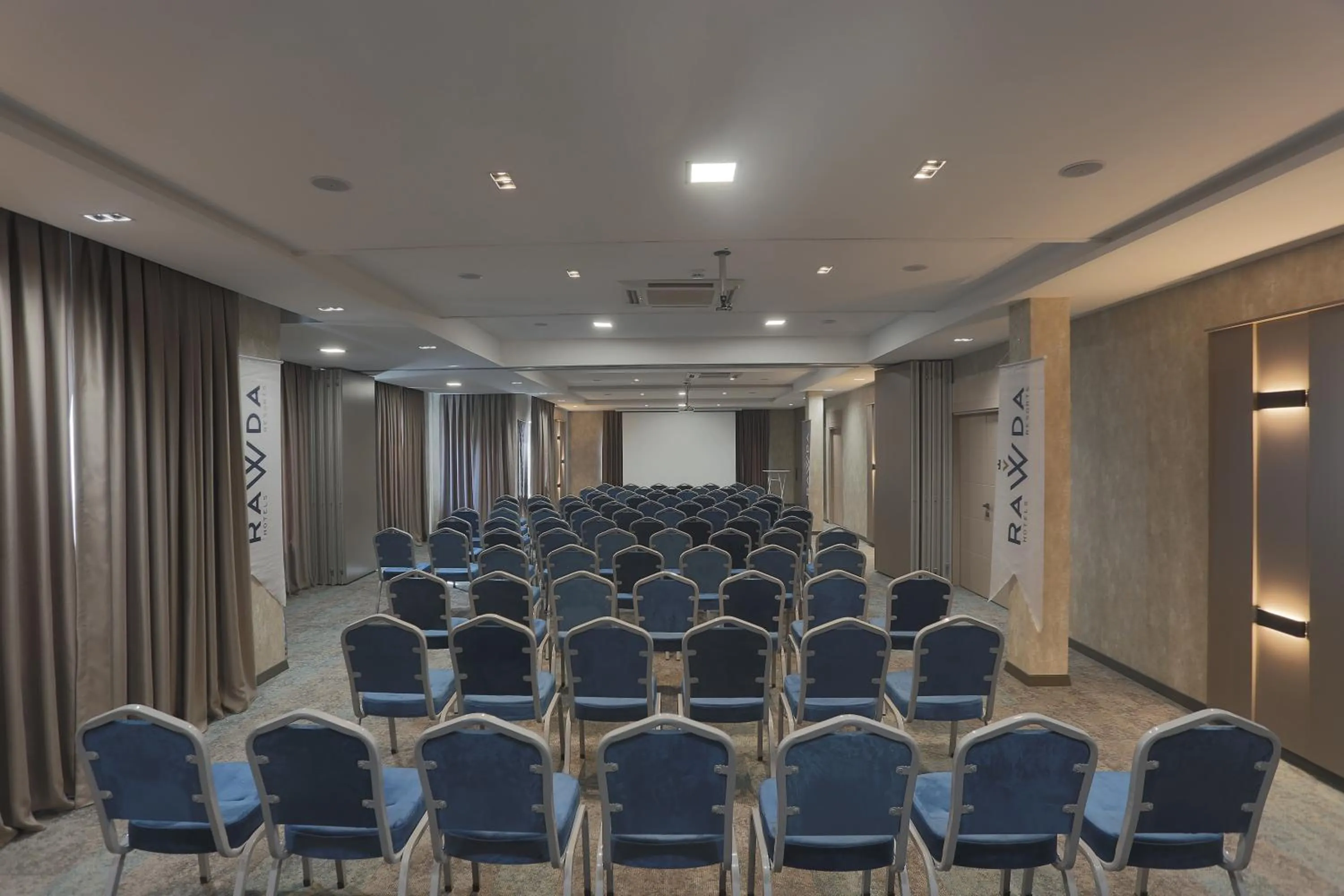 Business facilities in Rawda Resort Hotel Altinoluk