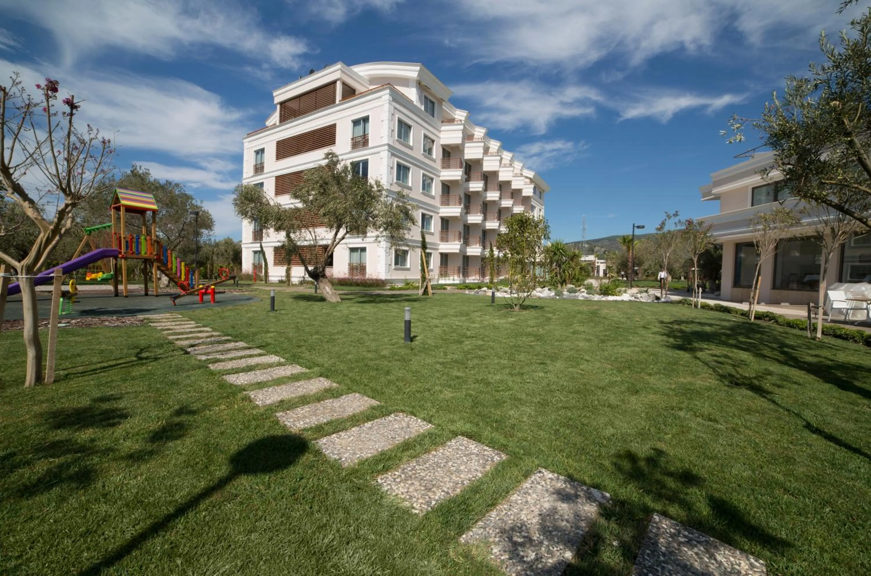 Property building in Rawda Resort Hotel Altinoluk