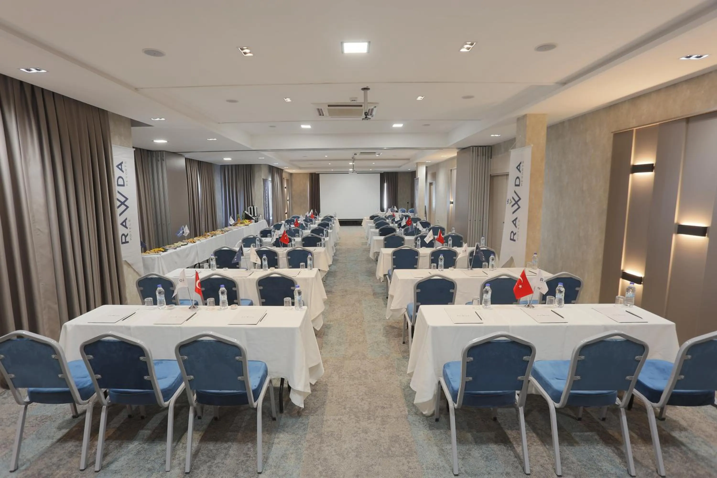 Business facilities in Rawda Resort Hotel Altinoluk