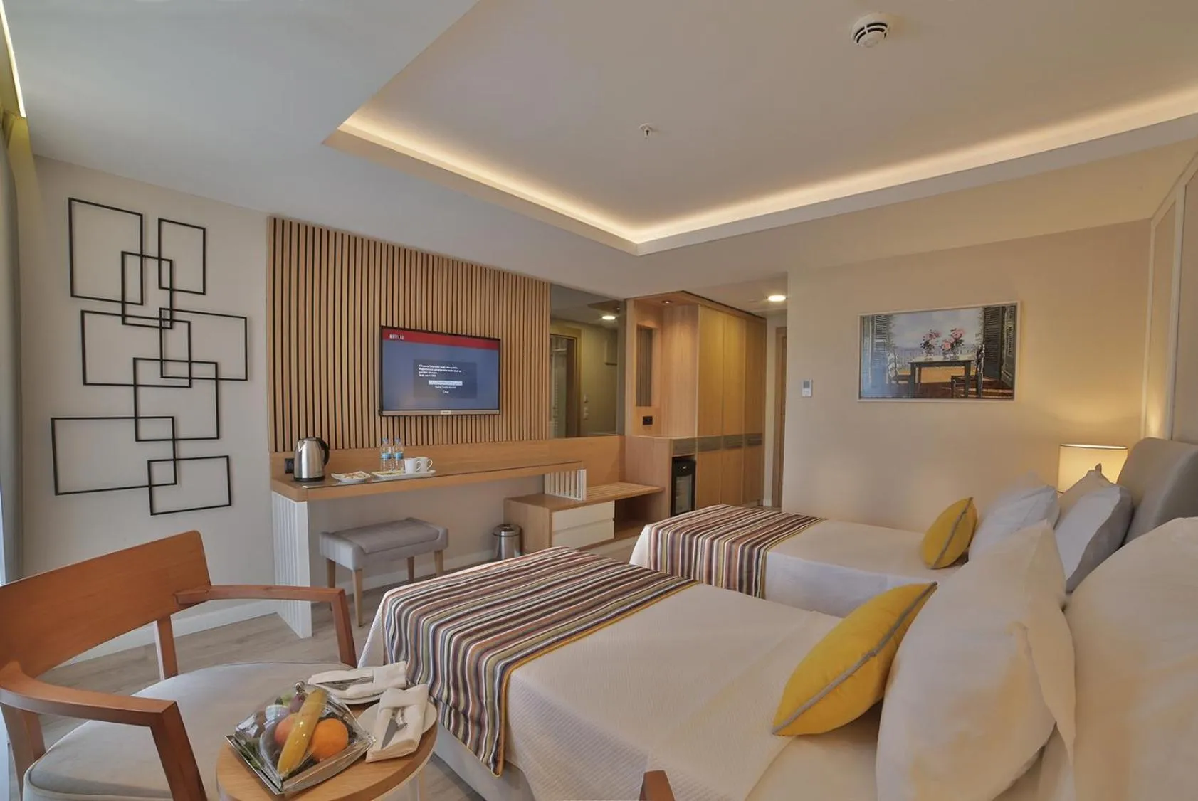 Photo of the whole room in Rawda Resort Hotel Altinoluk