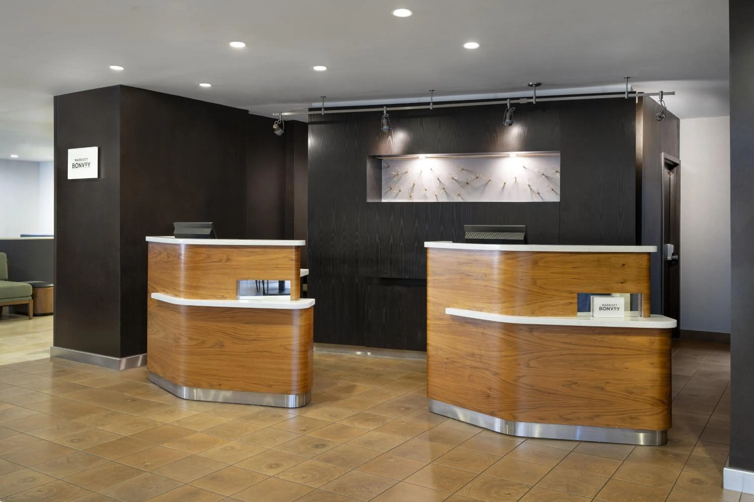 Lobby or reception in Courtyard by Marriott San Mateo Foster City
