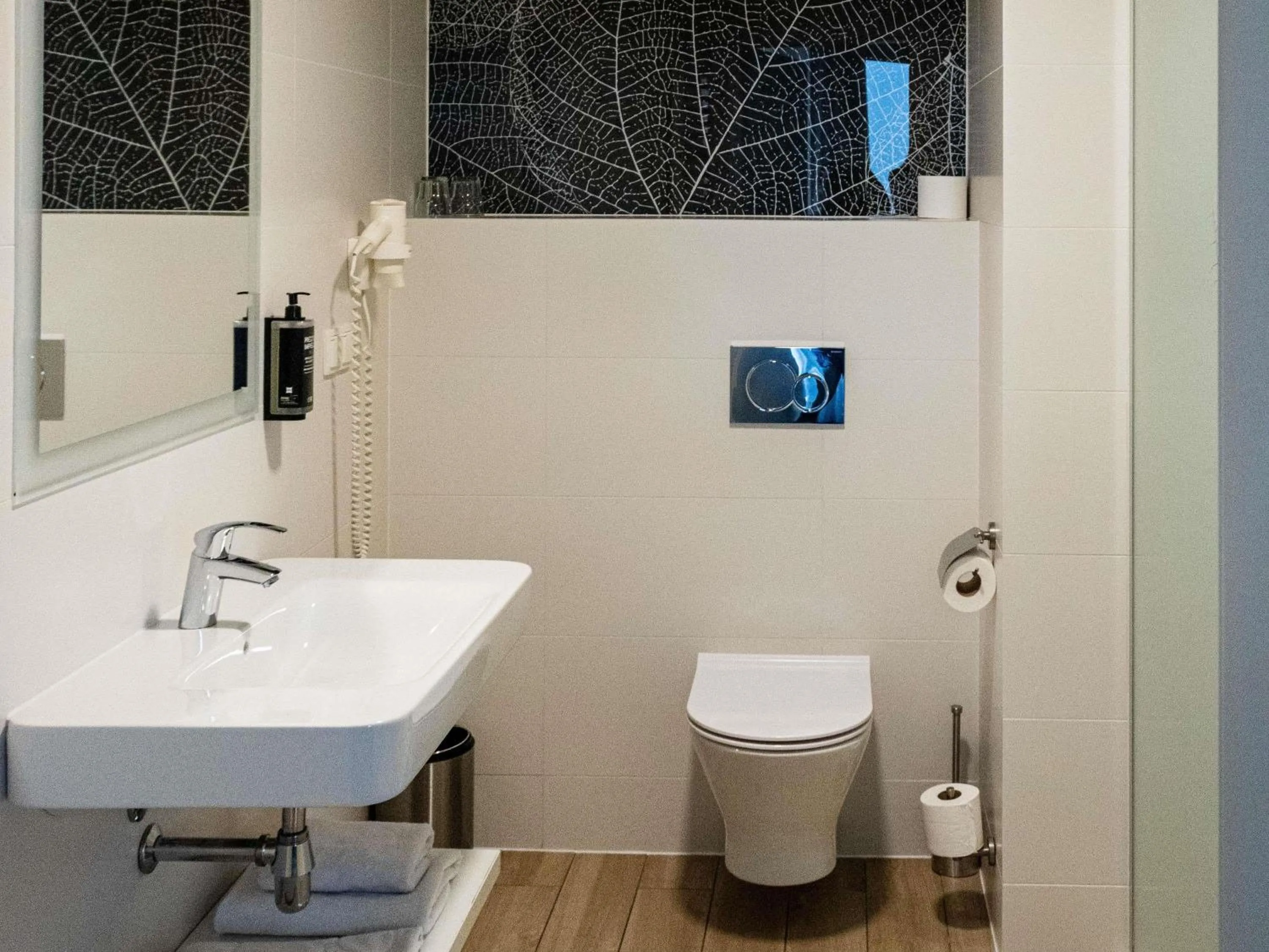 Bedroom in ibis Styles Bialystok