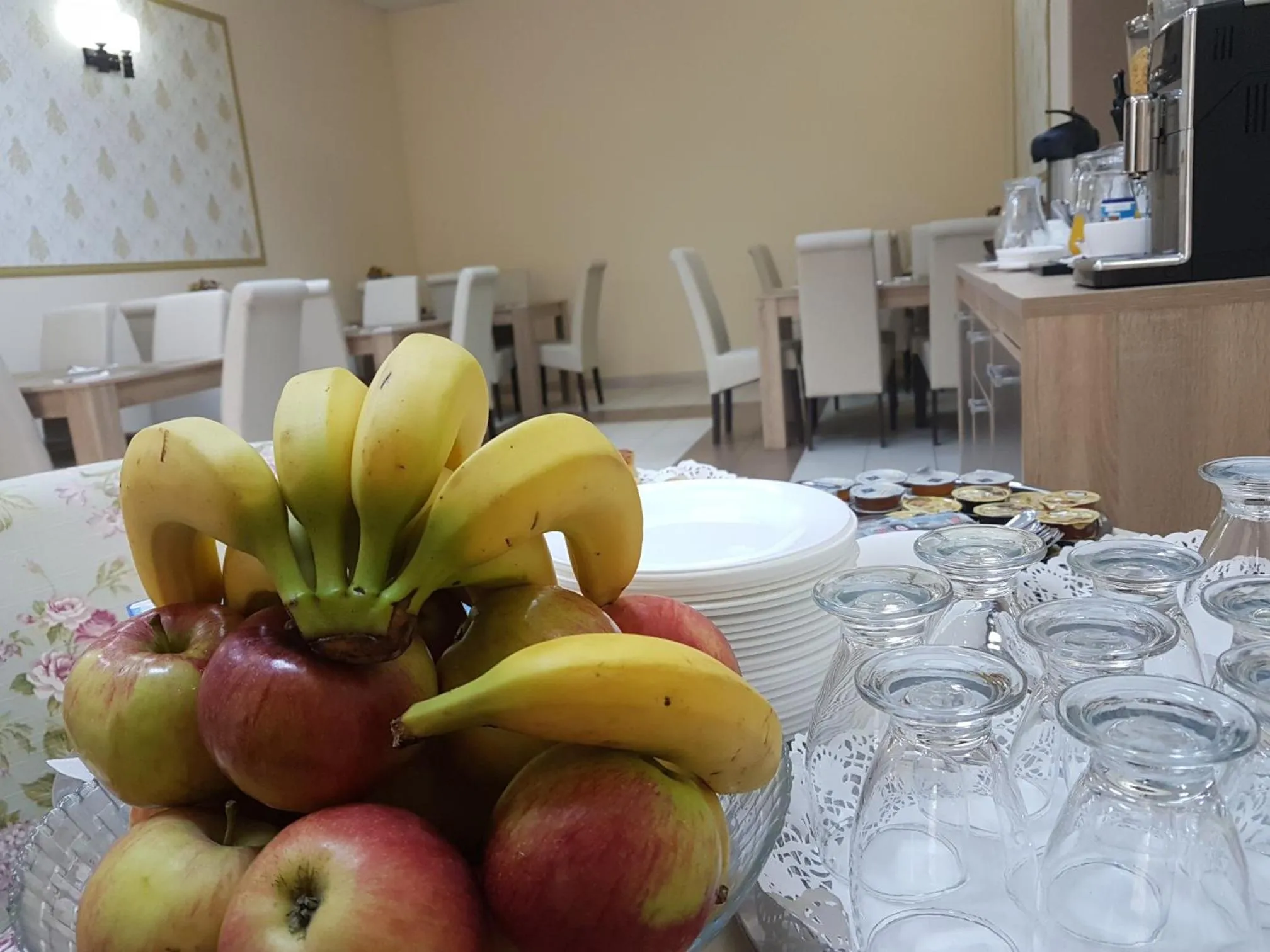 Buffet breakfast in Hotel New