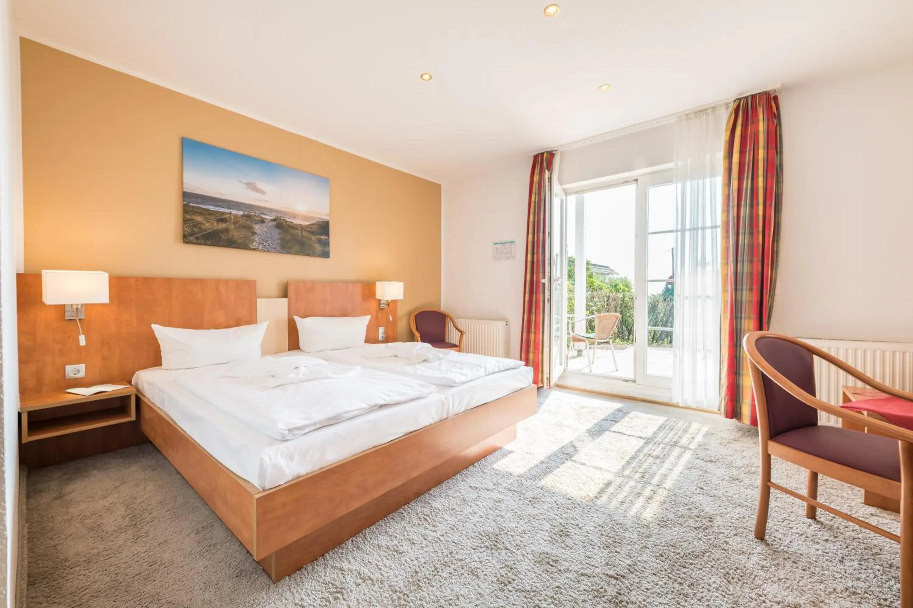 Family Room with Terrace & Sea View in Hotel Königslinie Family Room with Terrace & Sea View in Hotel Königslinie