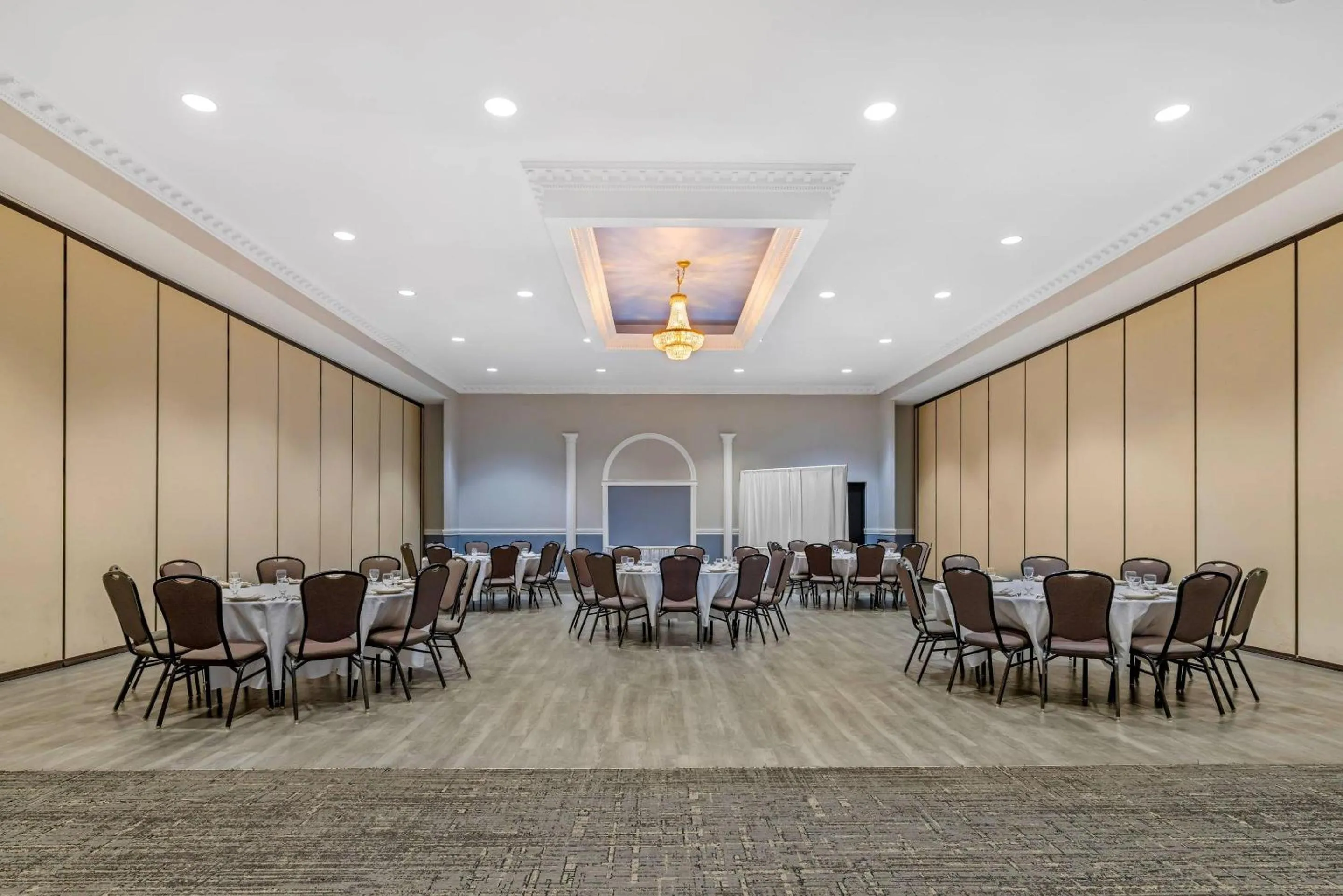 Meeting/conference room in Quality Inn - Niagara Falls Blvd