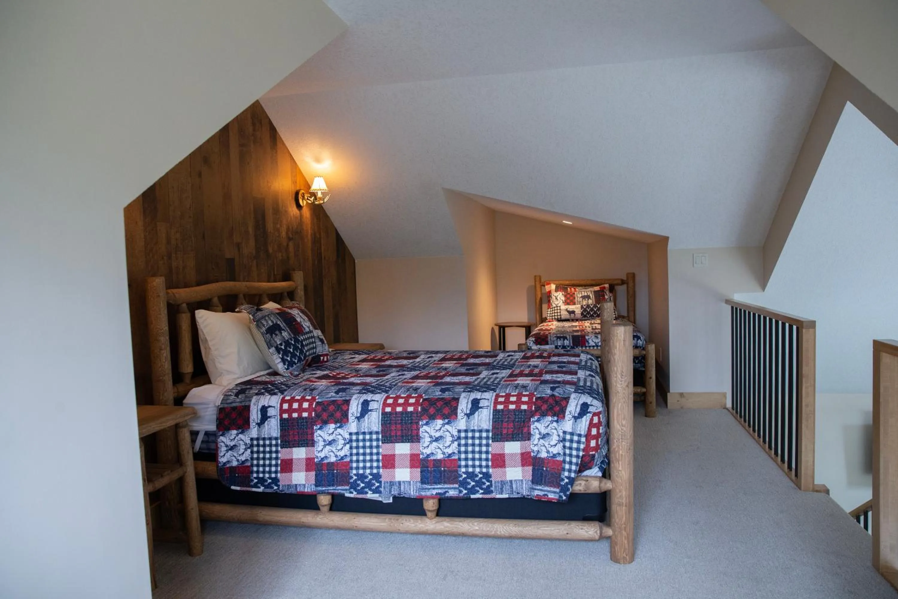 Bedroom, Bed in Jasper Gates Resort