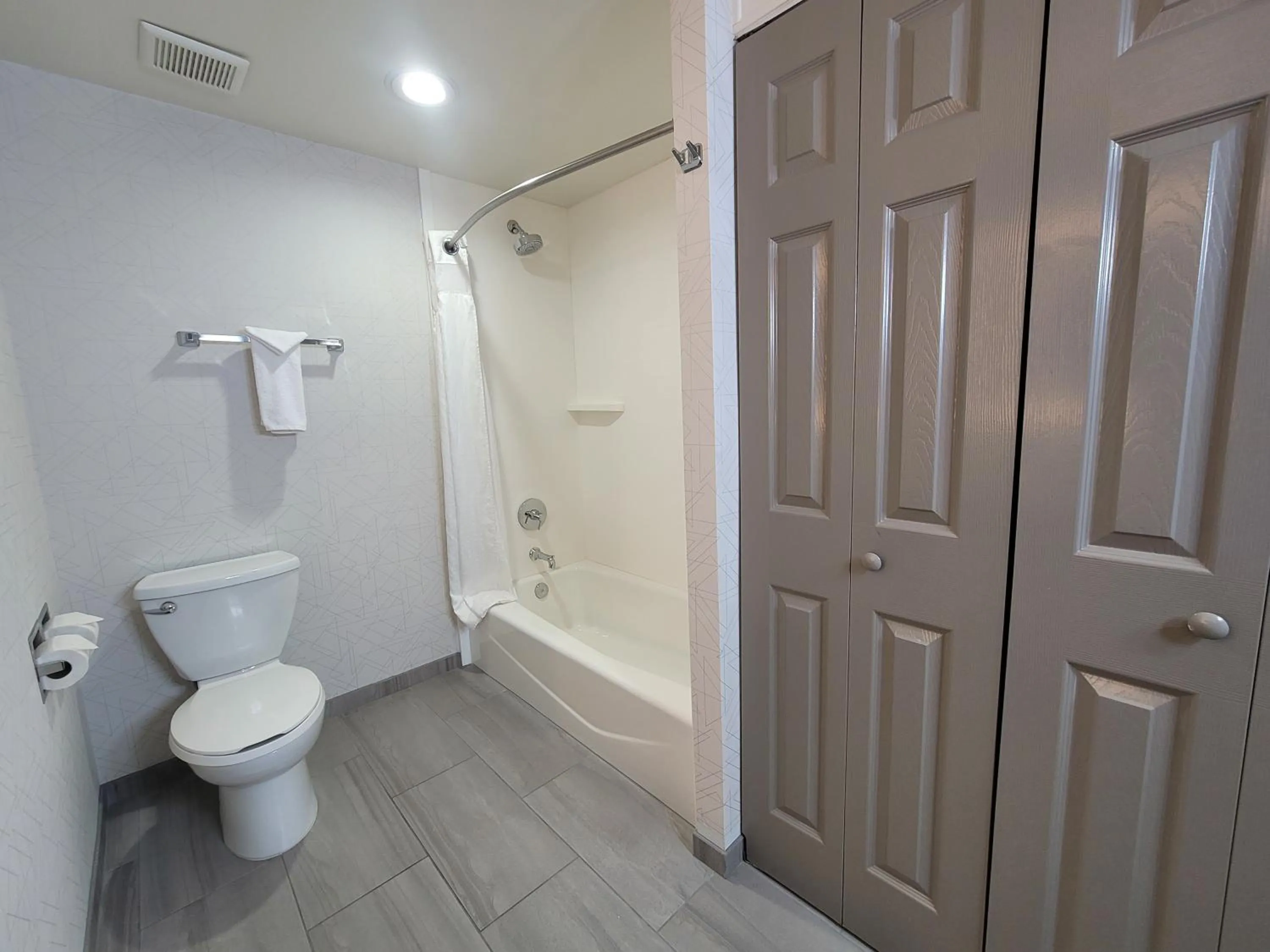 Holiday Inn Express San Diego South - Chula Vista by IHG