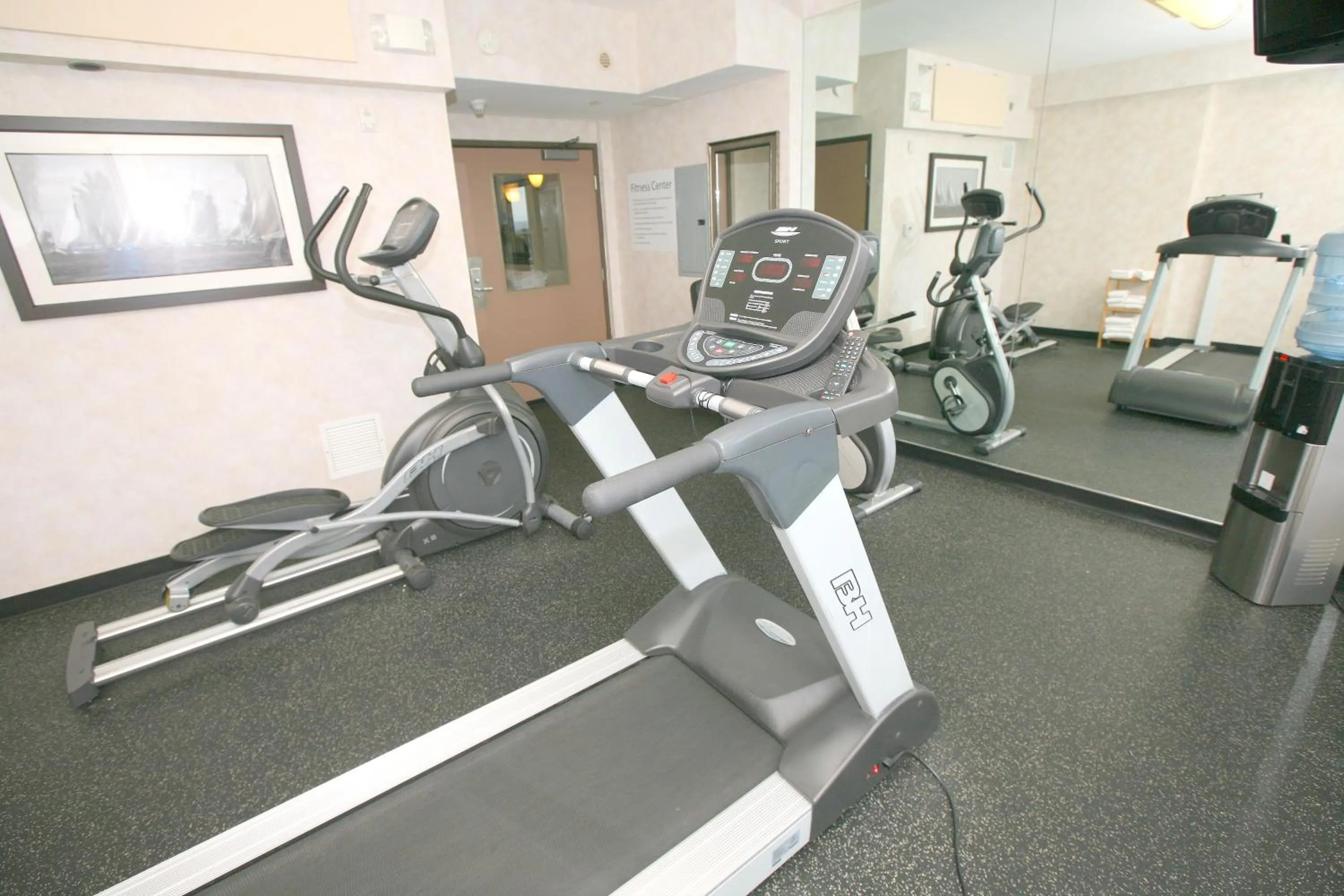 Fitness centre/facilities in Holiday Inn Express San Diego South - Chula Vista by IHG