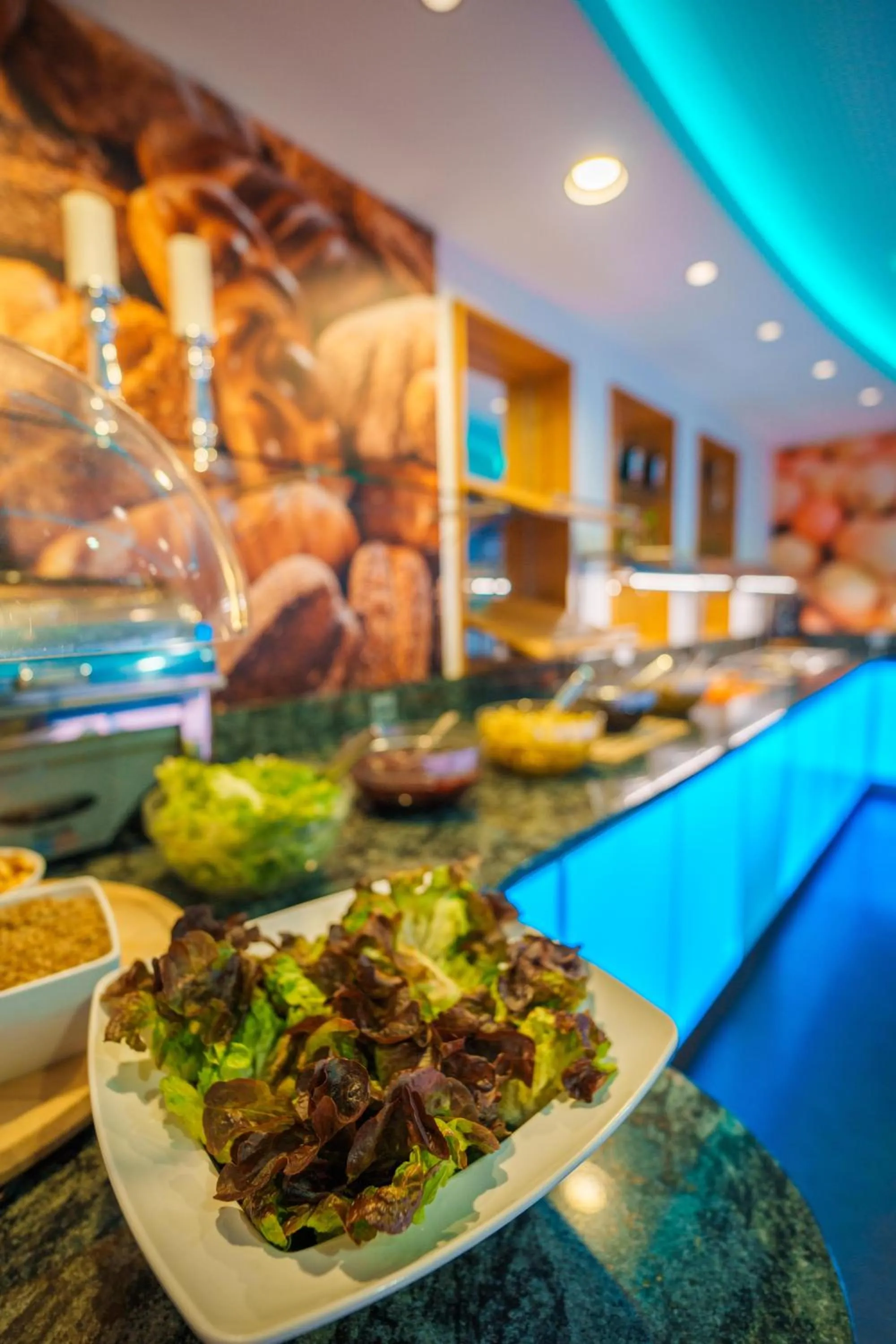 Food in König Ludwig Design Hotel NEU Zimmer mit Sauna oder Whirlpool oder mehr