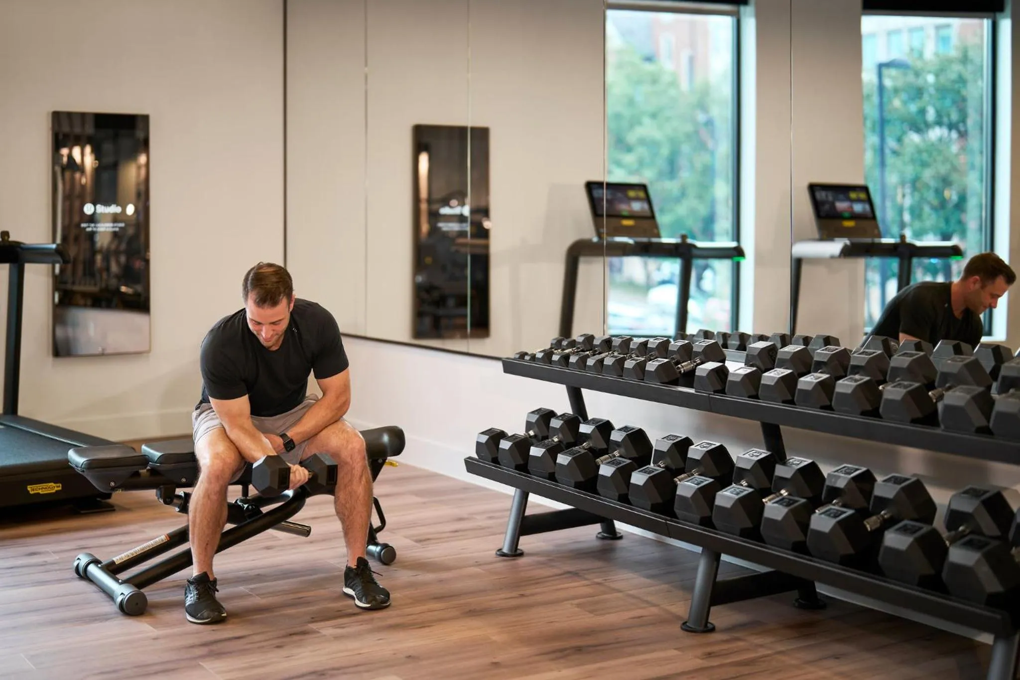 Fitness centre/facilities in Loews Nashville Hotel at Vanderbilt Plaza