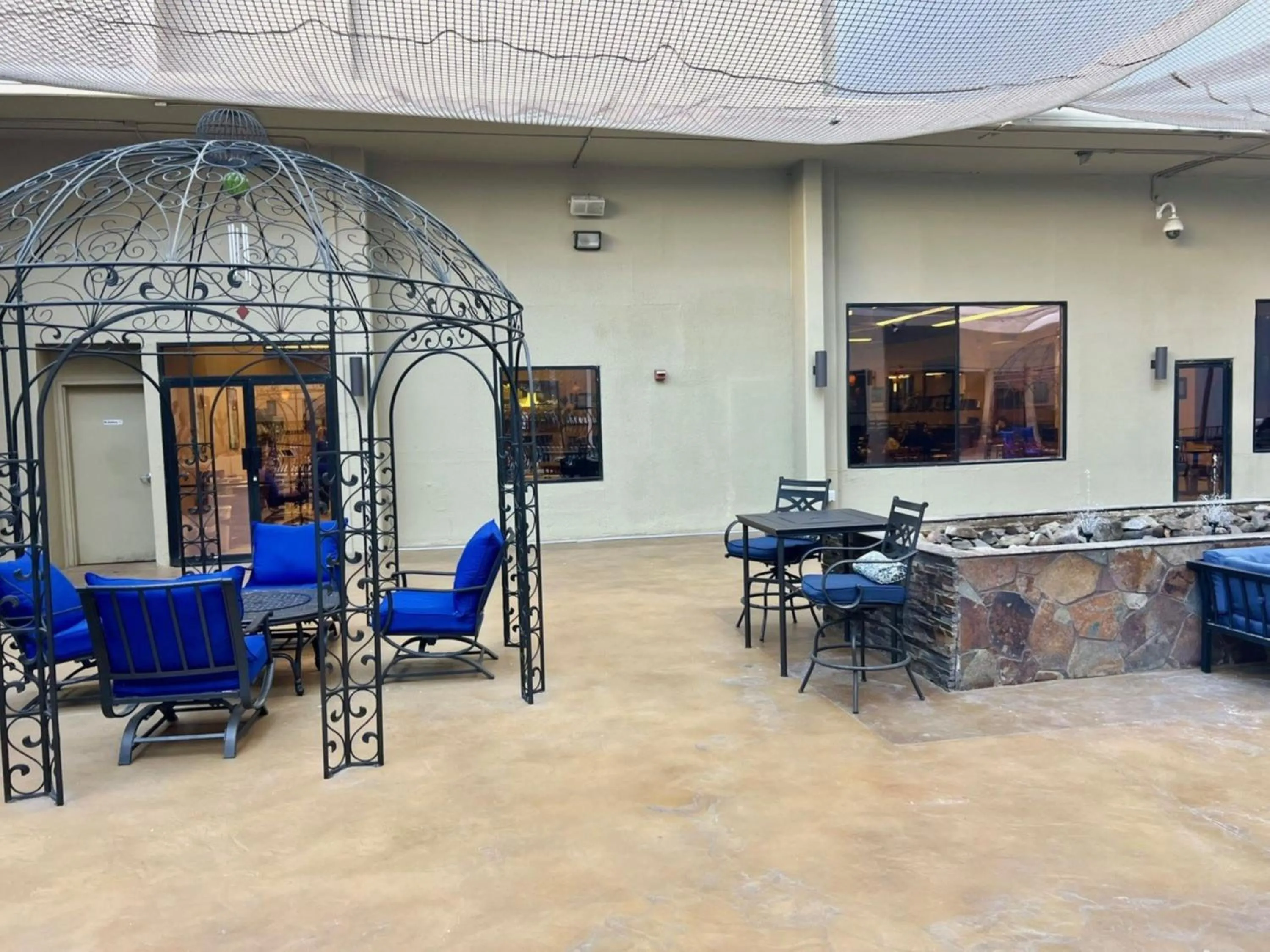 Patio in Jockey Resort Suites Center Strip