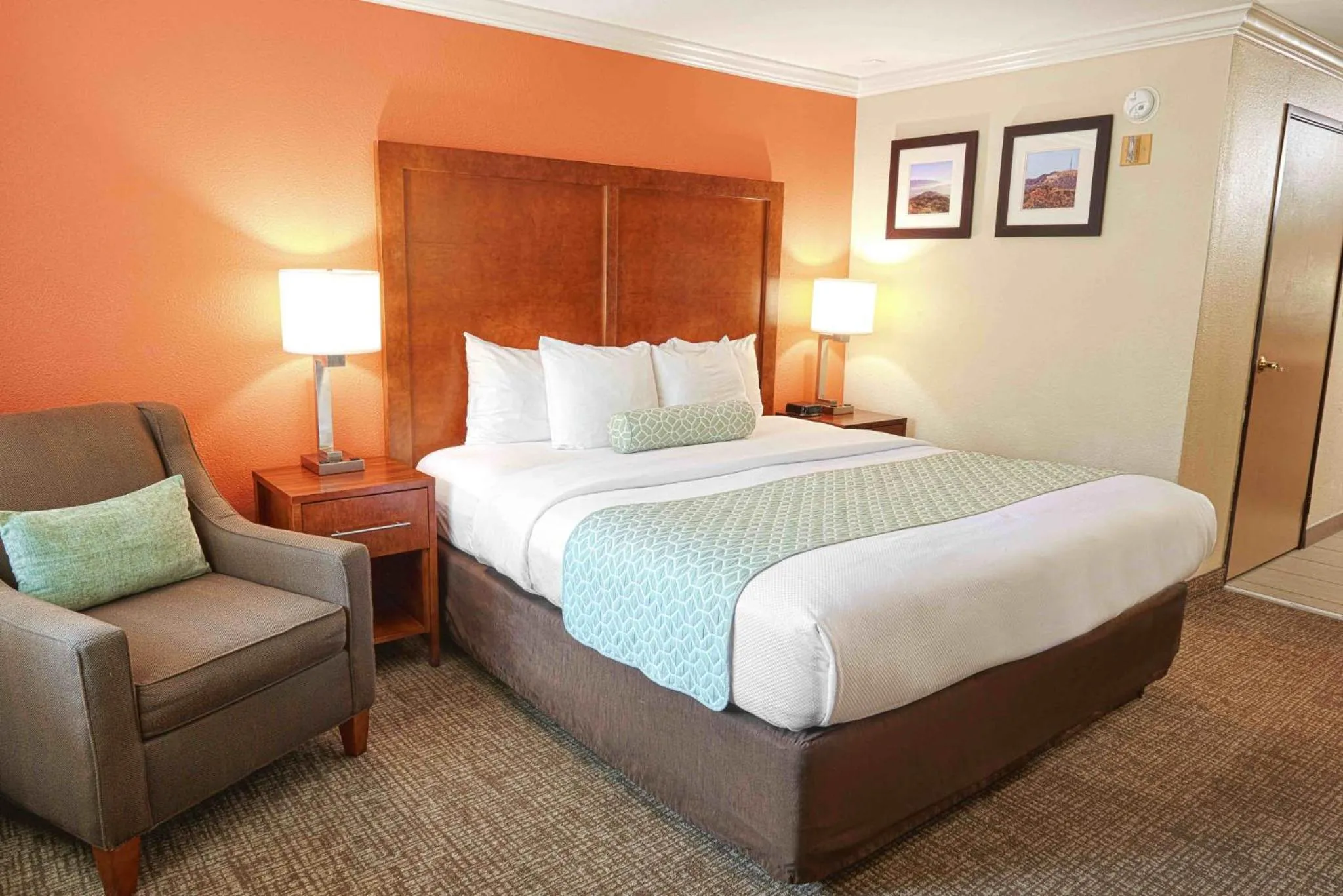 Bed in The Hills Inn Eagle Rock - Near Old Town Pasadena