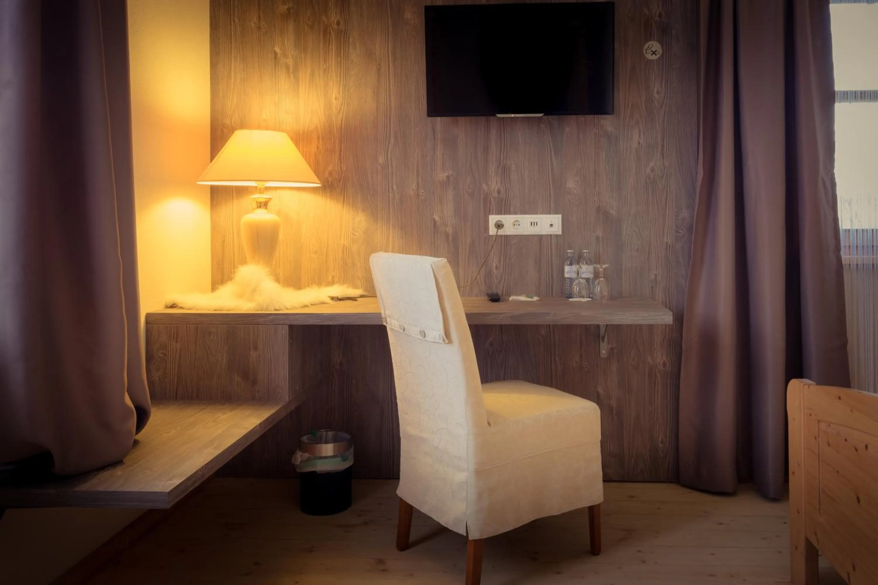 Photo of the whole room in Landgasthof Zum Lang