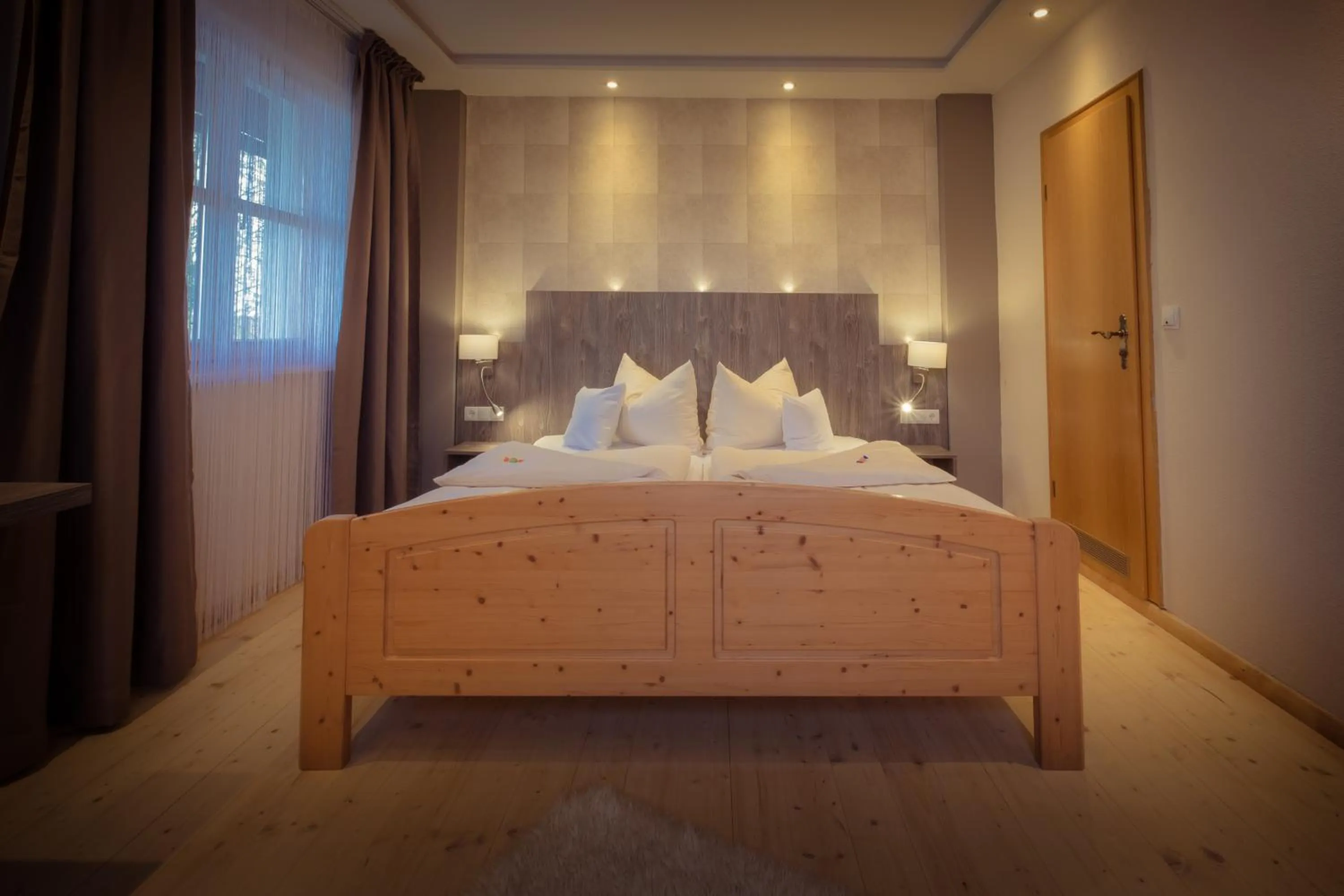 Decorative detail, Bed in Landgasthof Zum Lang