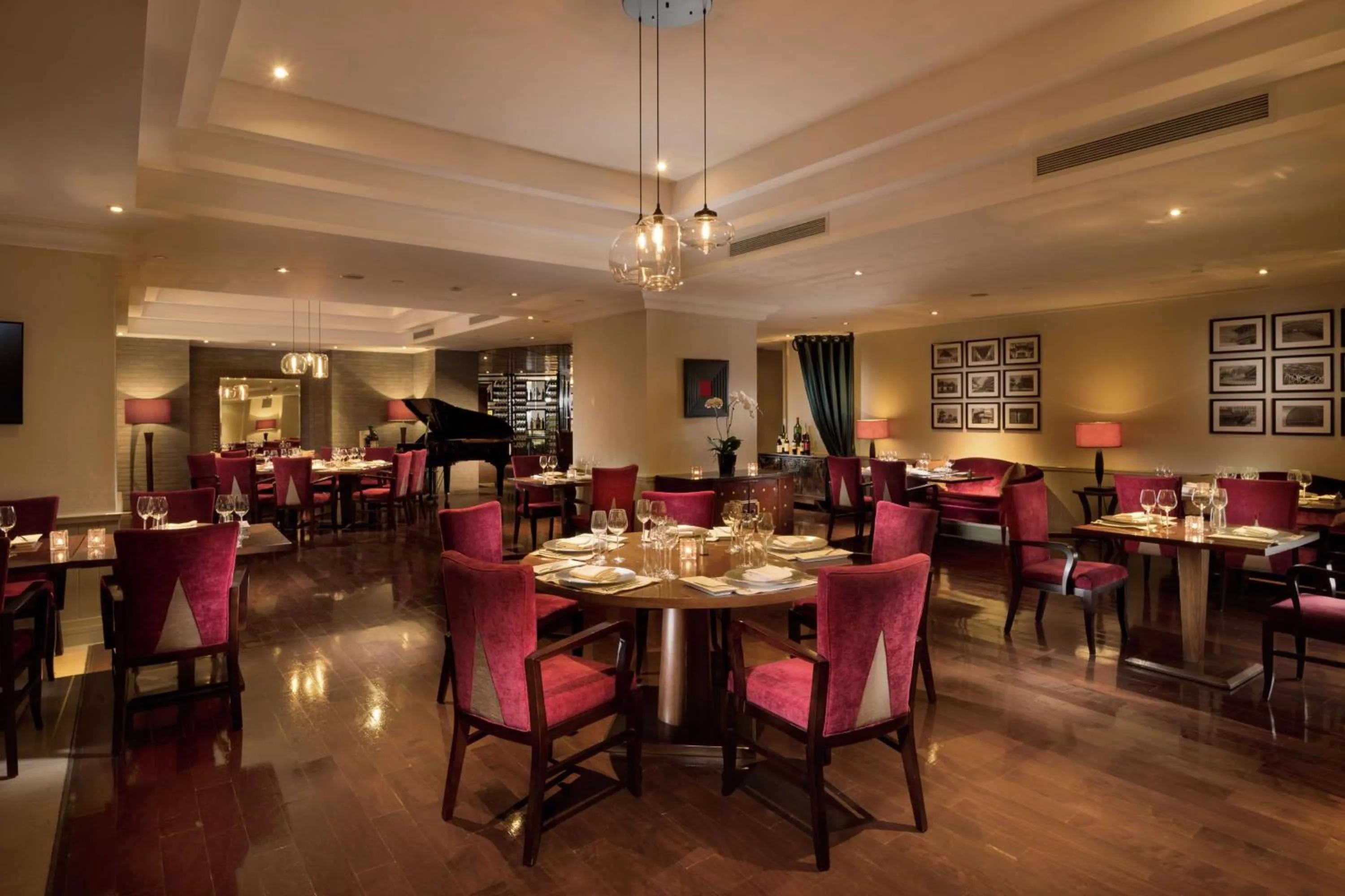 Restaurant/places to eat in Hilton Beijing