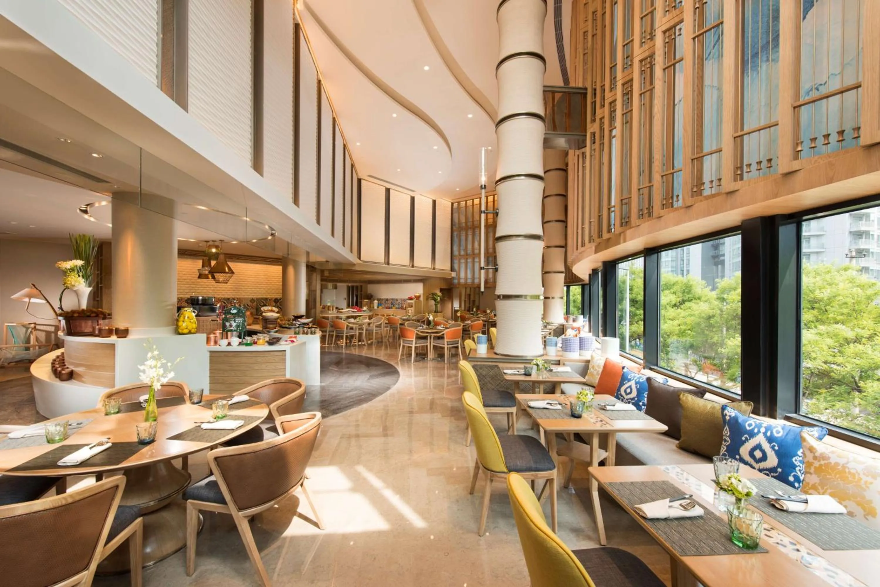 Restaurant/places to eat in Hilton Beijing