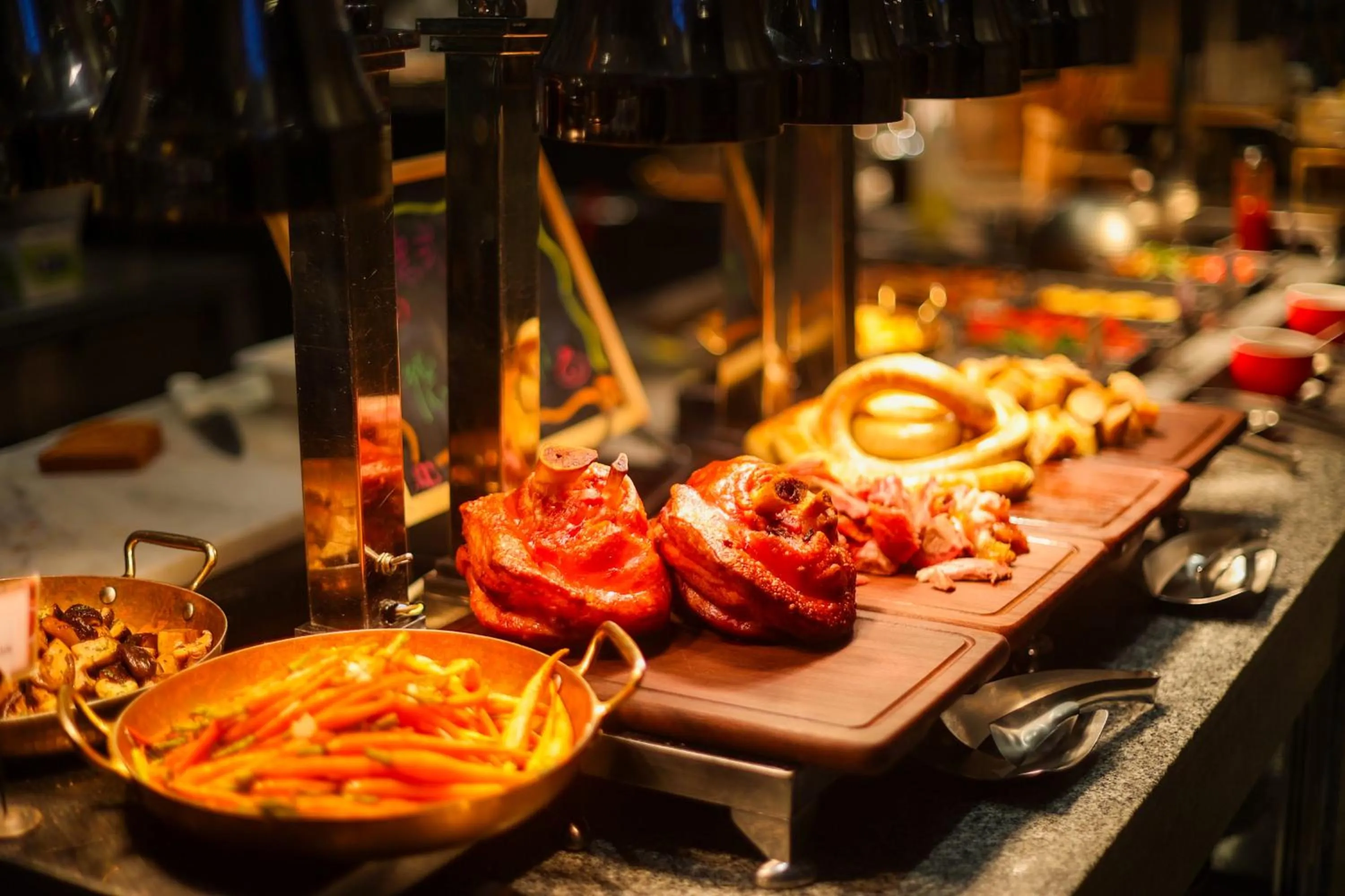 Restaurant/places to eat in Kerry Hotel, Beijing by Shangri-La