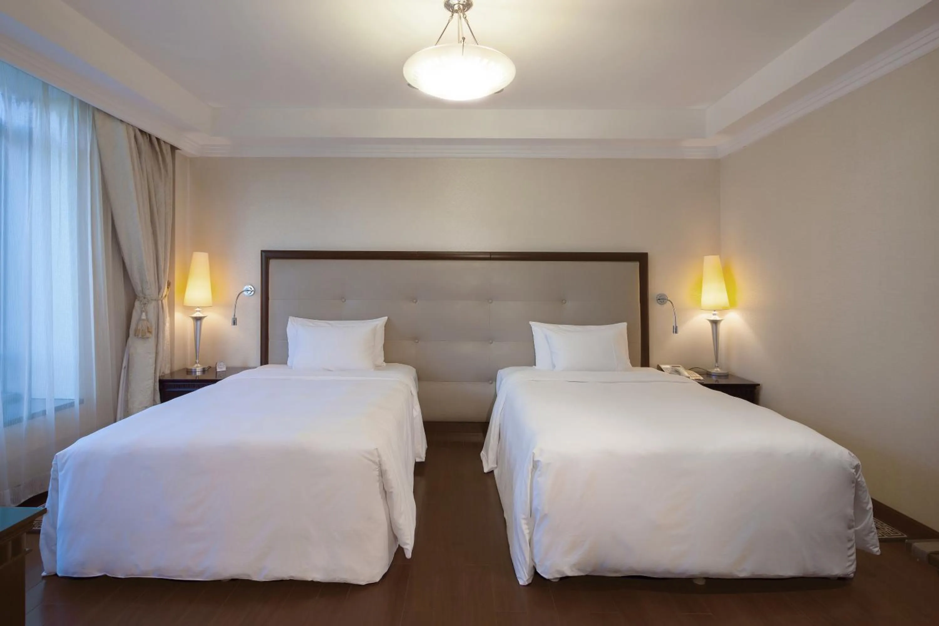 Bed in Beijing Hotel NUO Forbidden City