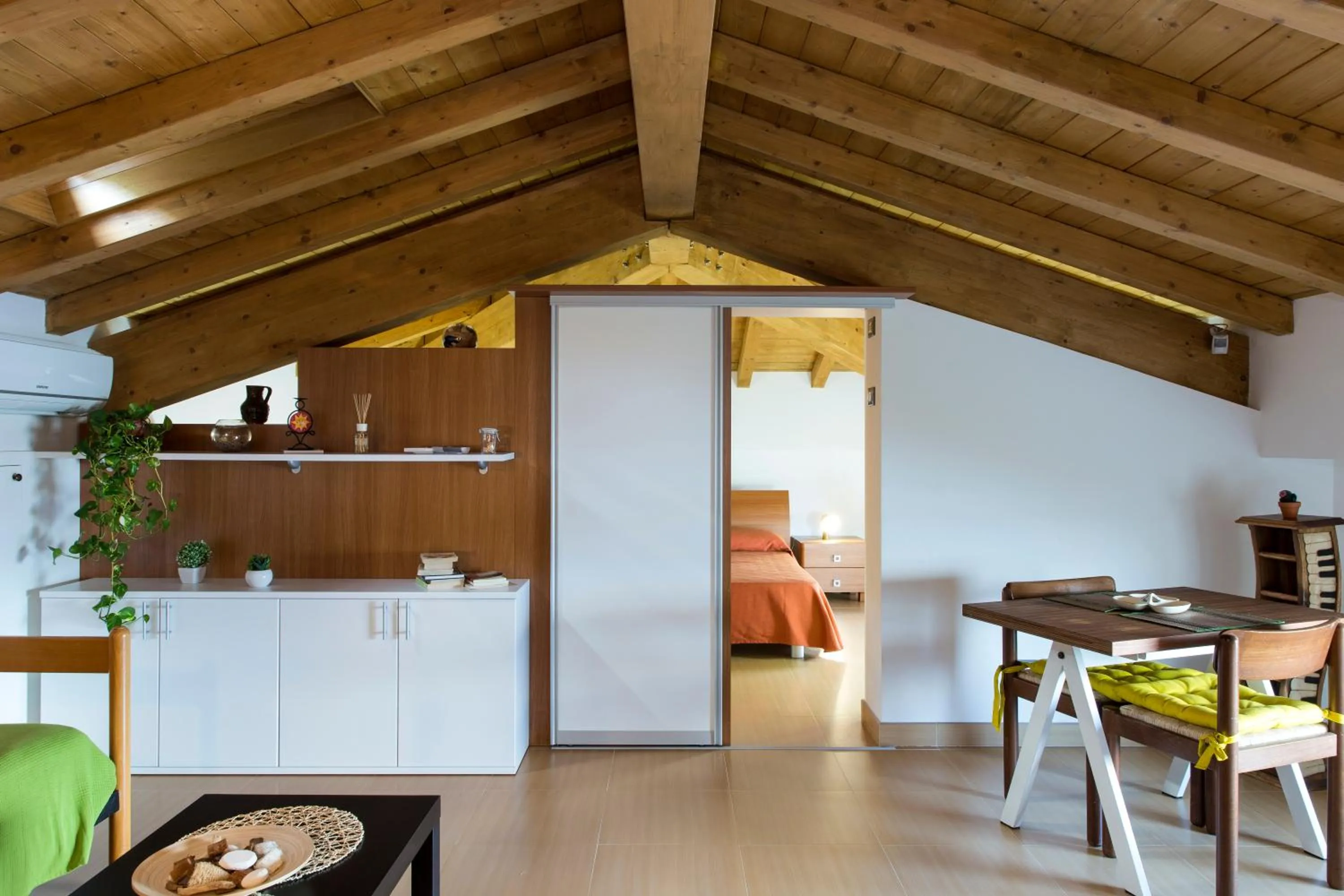 Kitchen or kitchenette in La Finestra Sul Golfo Affittacamere