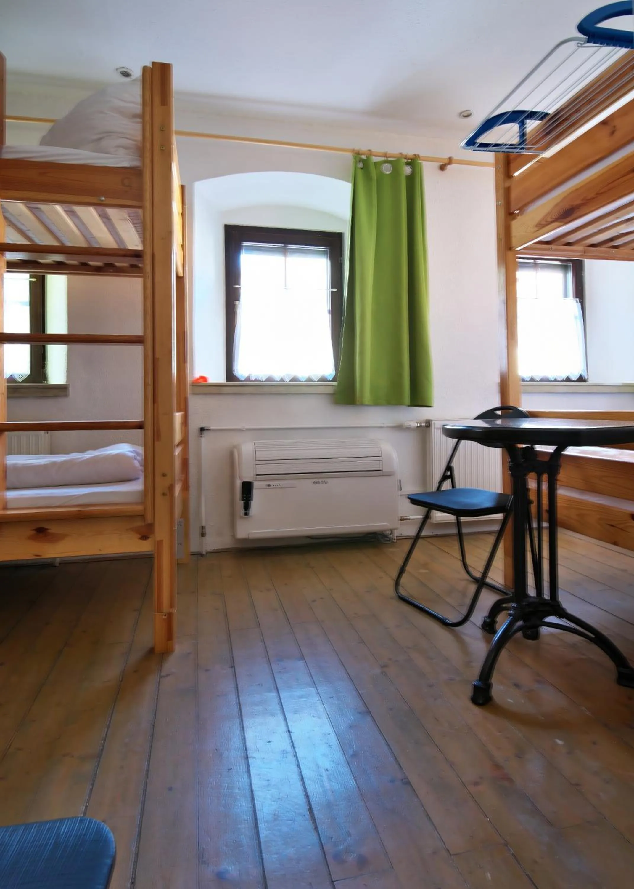 bunk bed, Bed in Hostel Bad Goisern