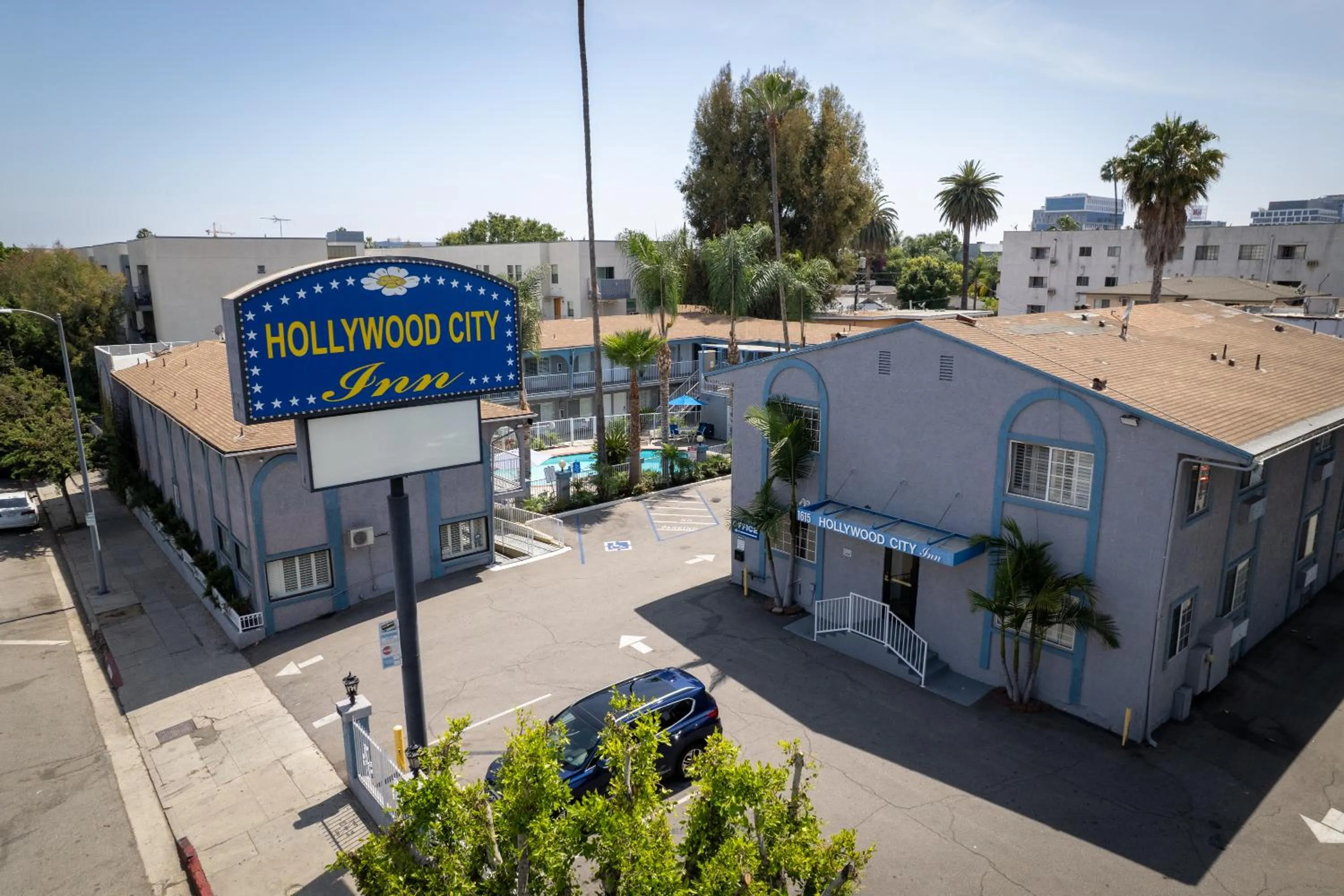 Hollywood City Inn