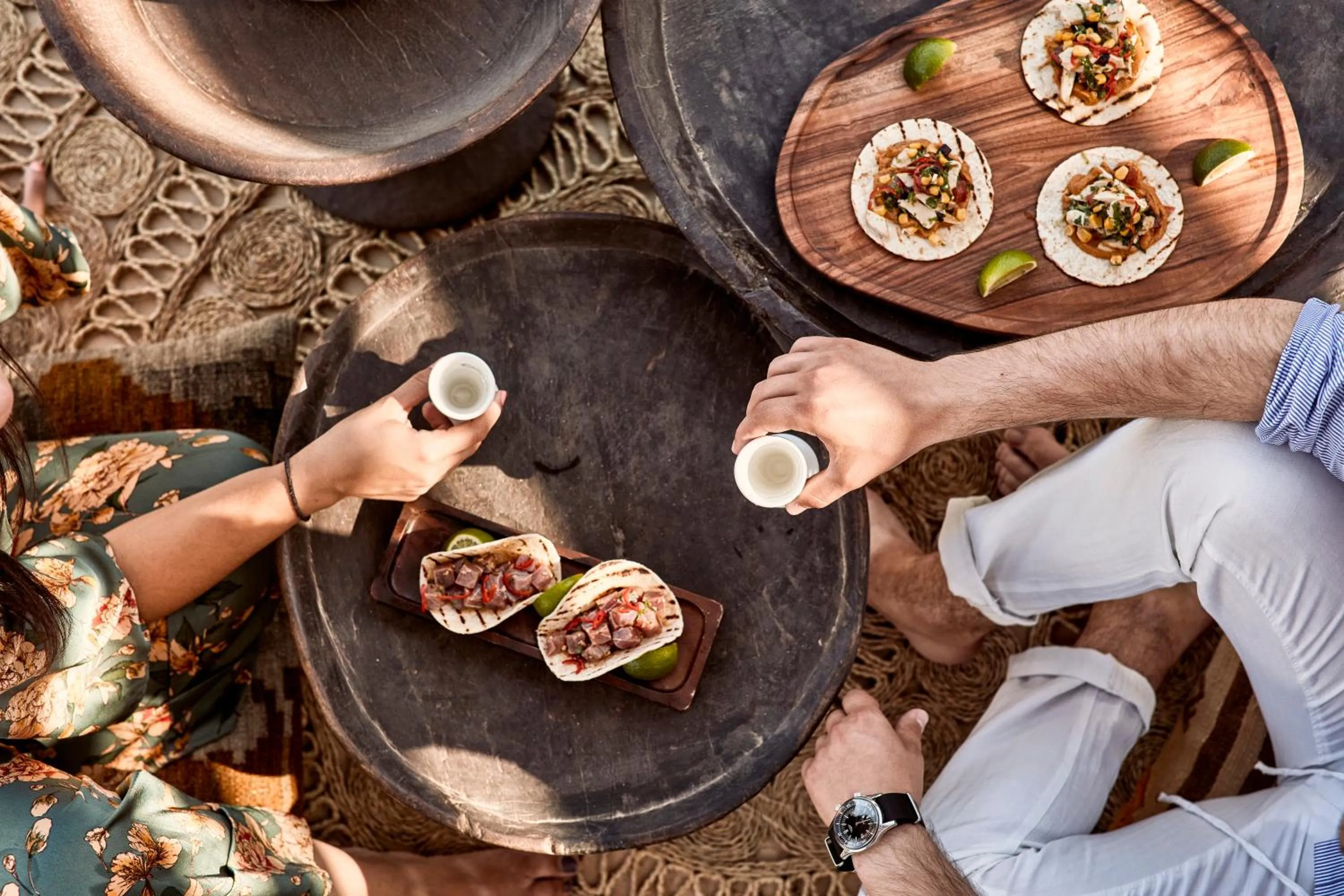 Restaurant/places to eat in Naxian On The Beach