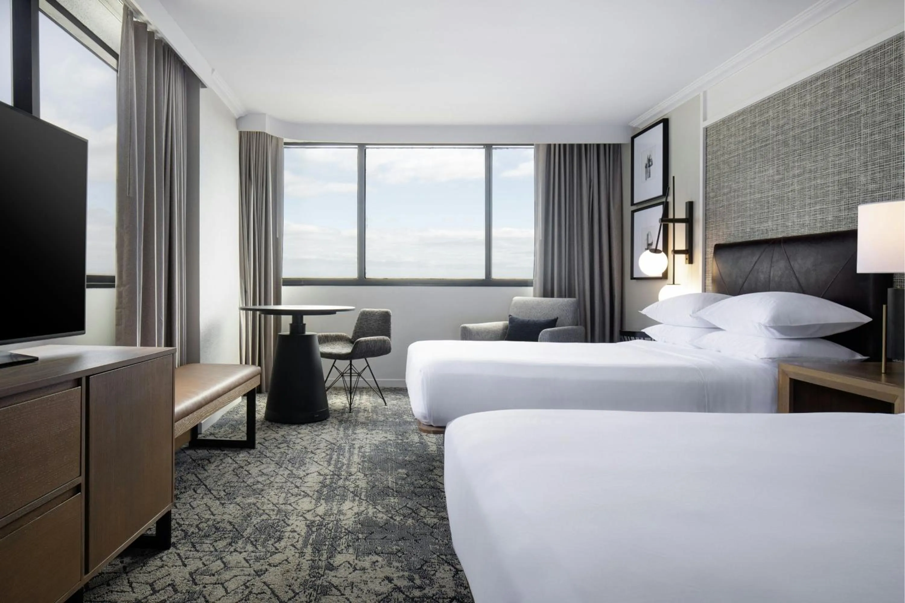 Photo of the whole room, Bed in Sheraton DFW Airport Hotel