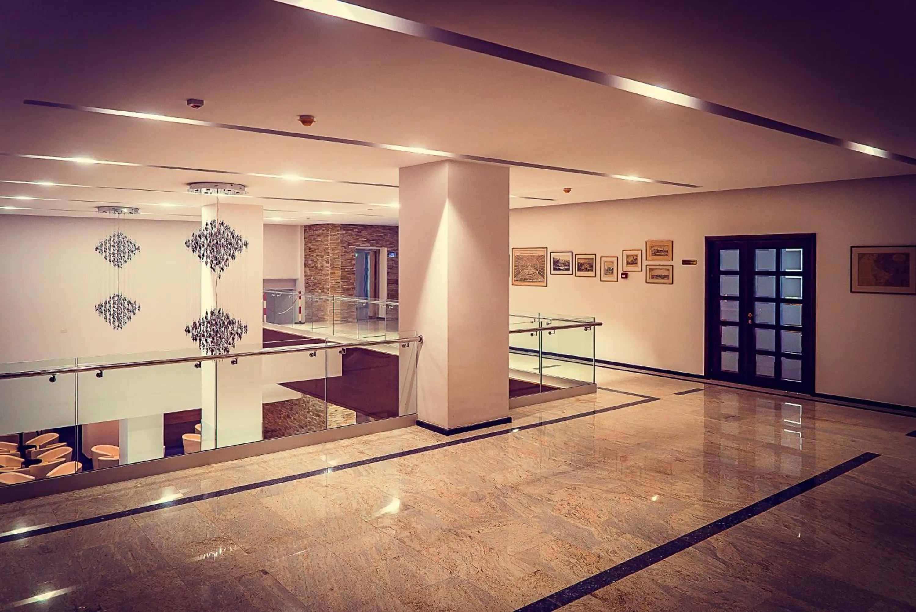 Lounge or bar in Hotel Perla