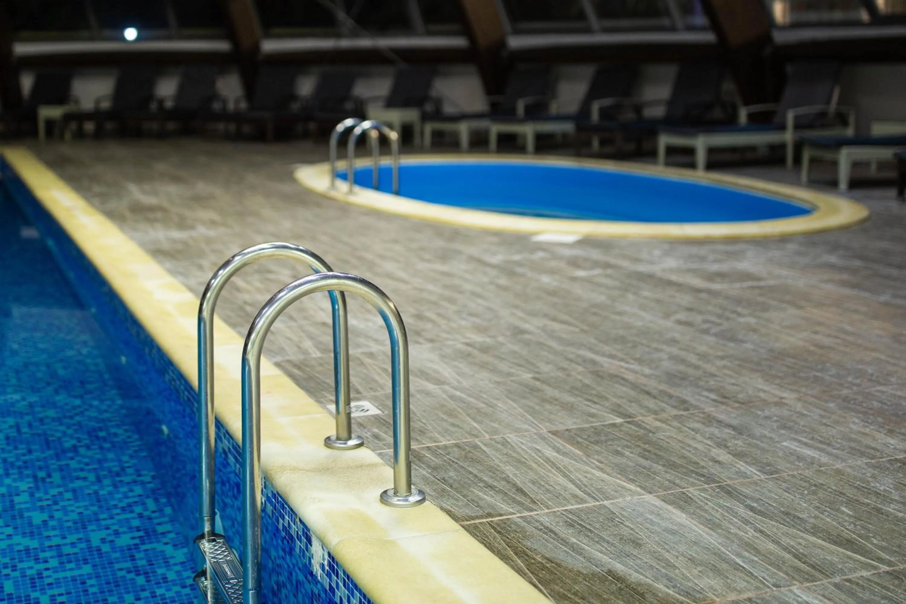 Swimming pool in Hotel Perla