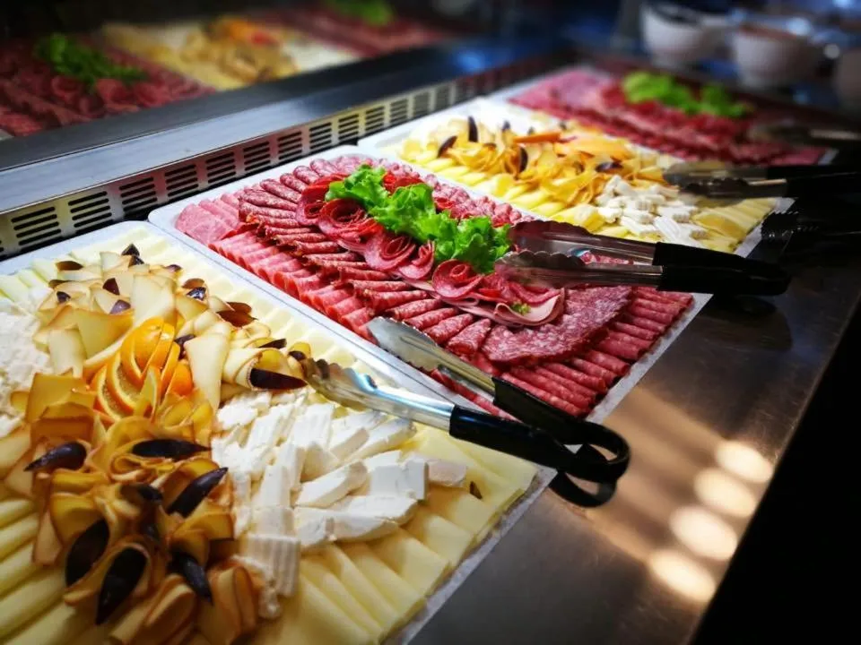 Buffet breakfast in Hotel Perla