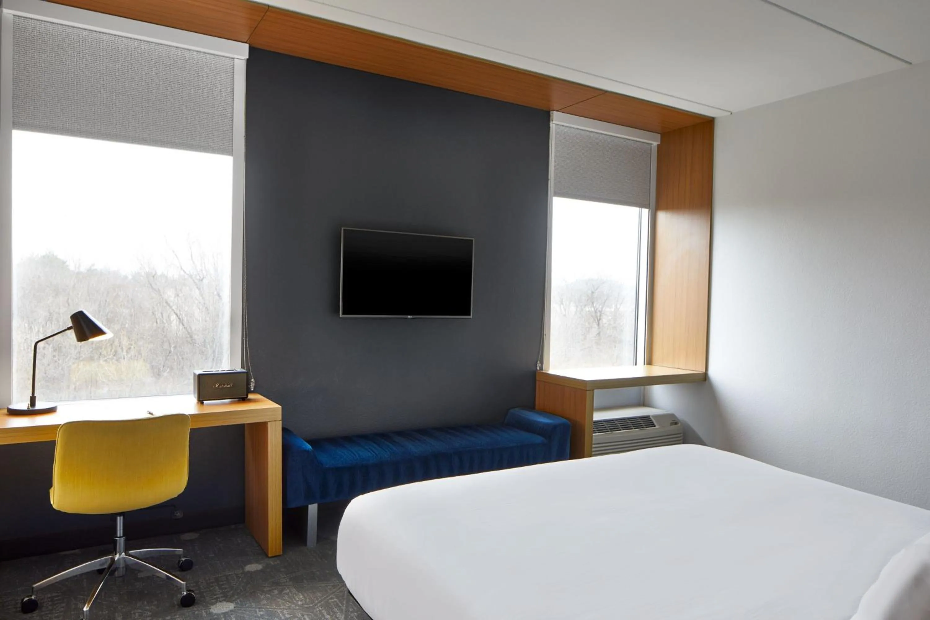 Photo of the whole room, Bed in Aloft Nashville Franklin