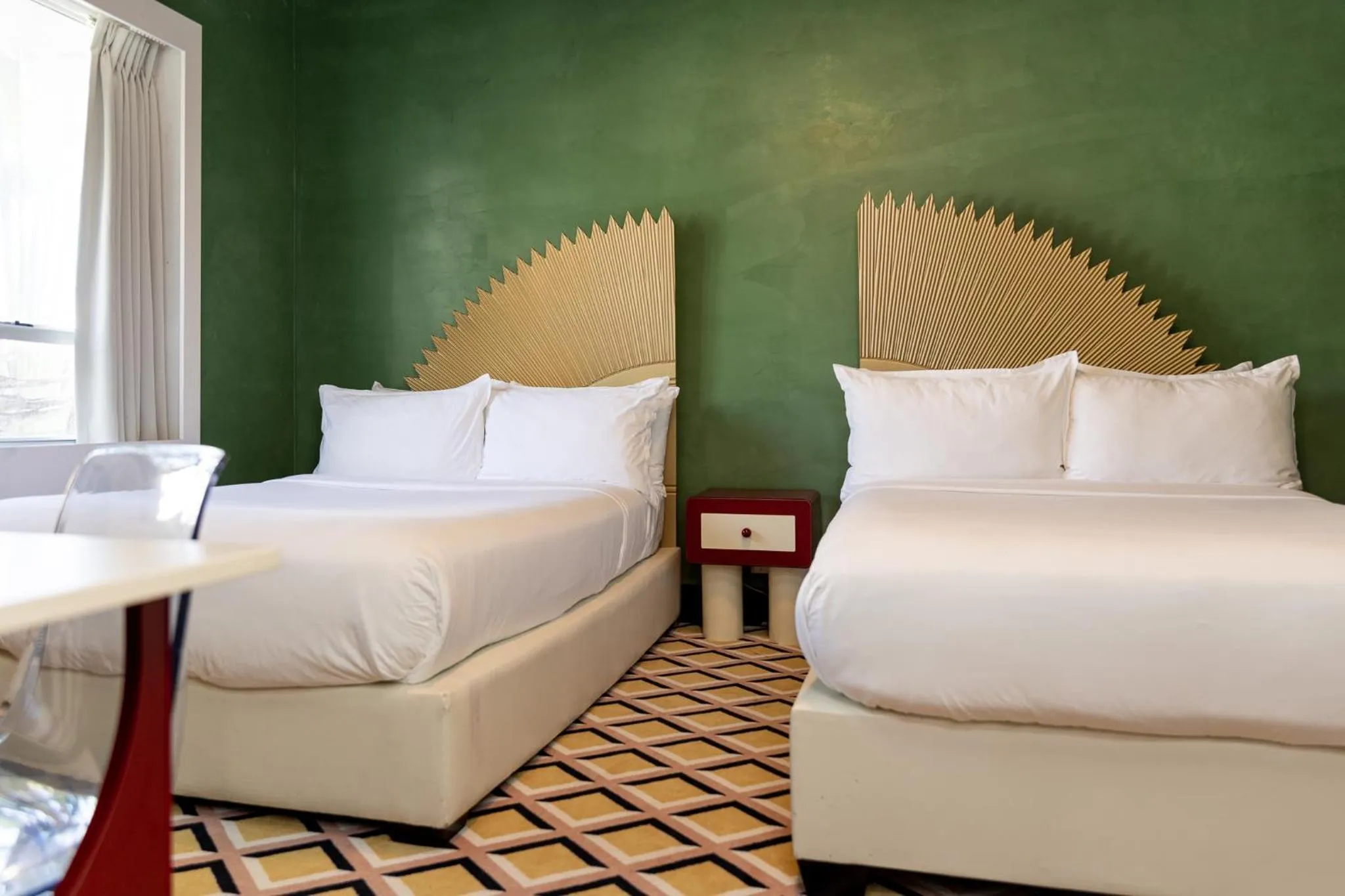 Bedroom, Bed in Crest Hotel Suites