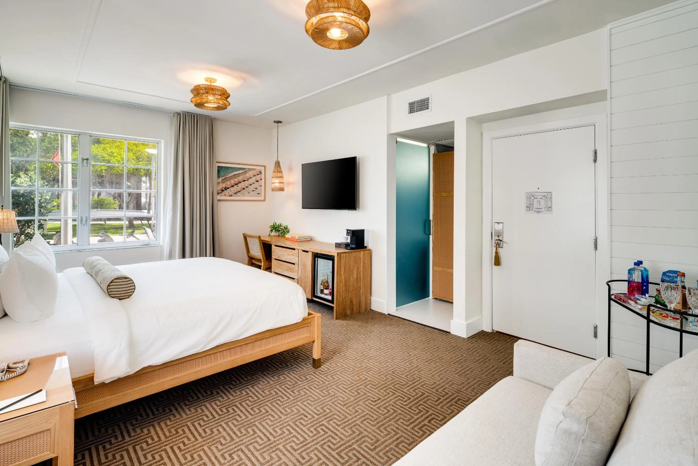 TV and multimedia, Bed in South Beach Hotel