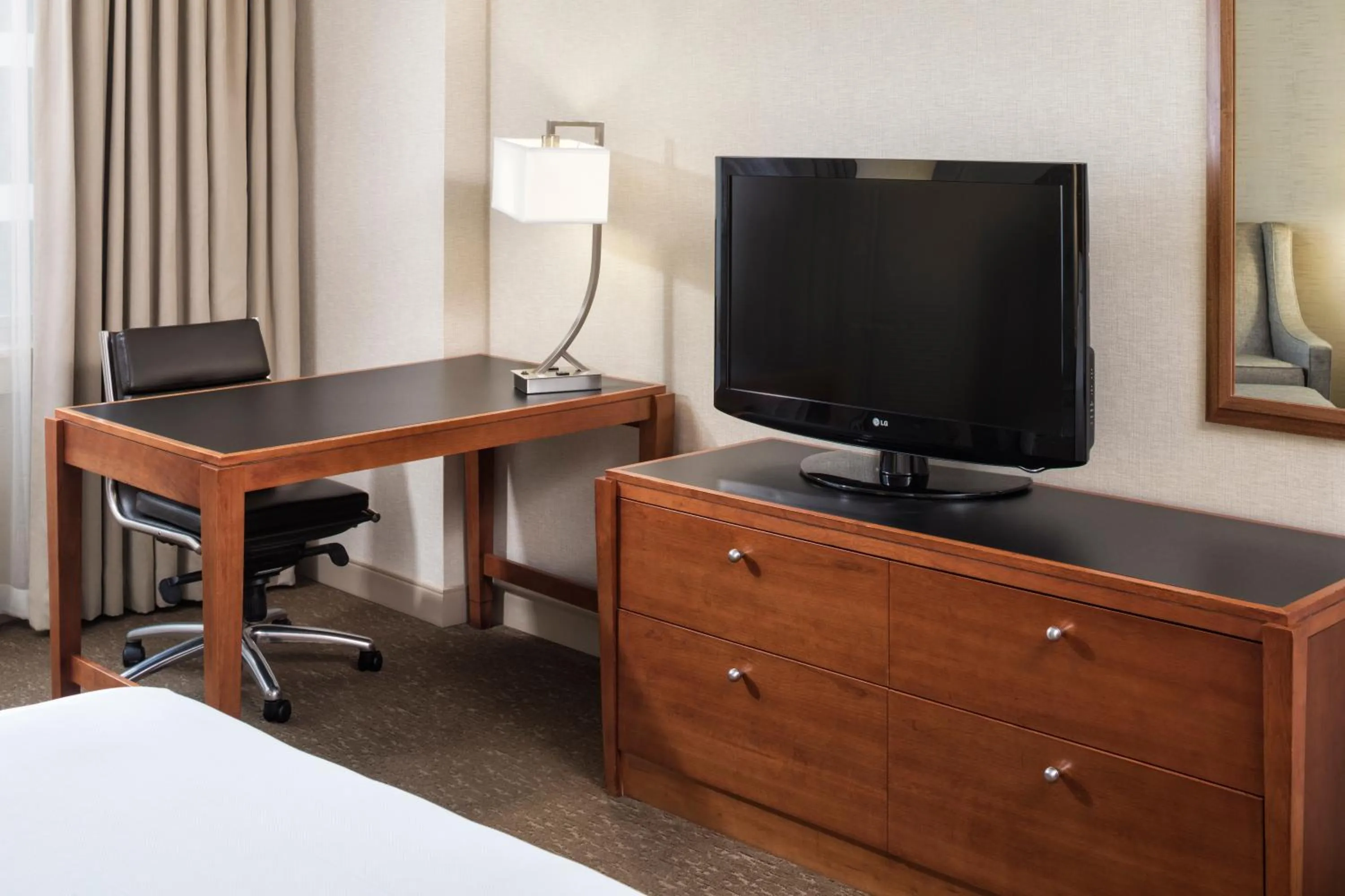 Double Room with Two Double Beds and Accessible Tub - Disability Access in Hyatt Centric Chicago Ohare