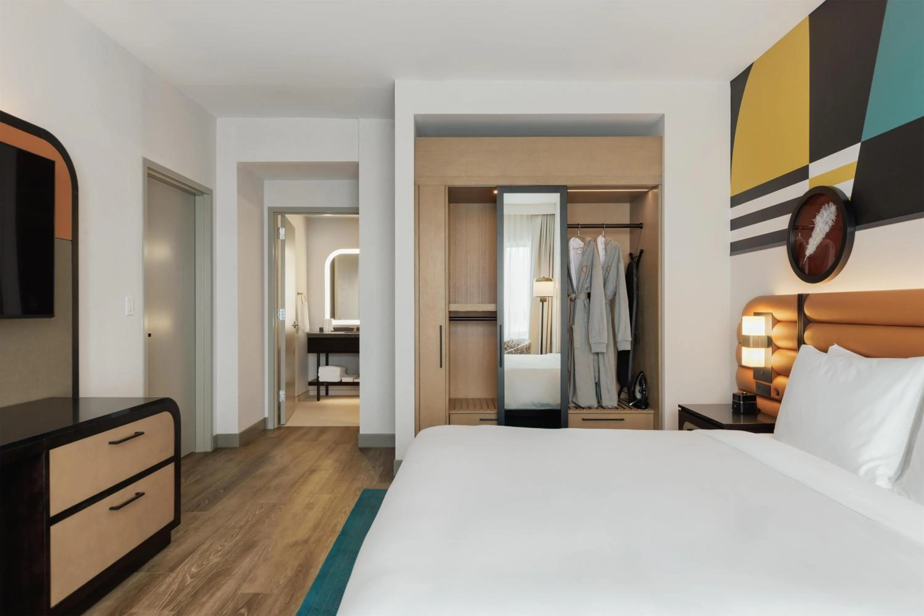 Bedroom, Bed in Hyatt Centric Chicago Ohare