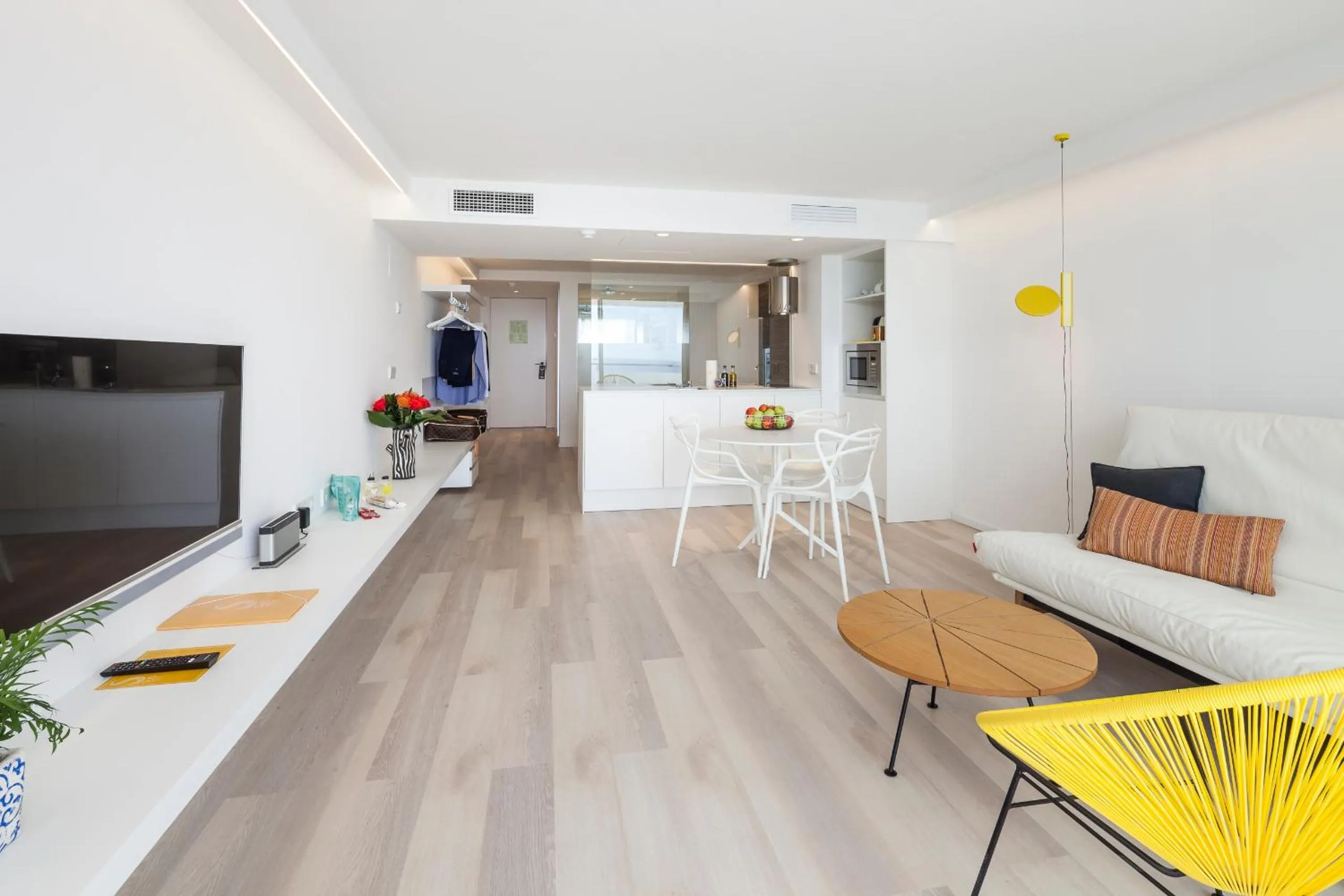 Photo of the whole room in Sud Ibiza Suites