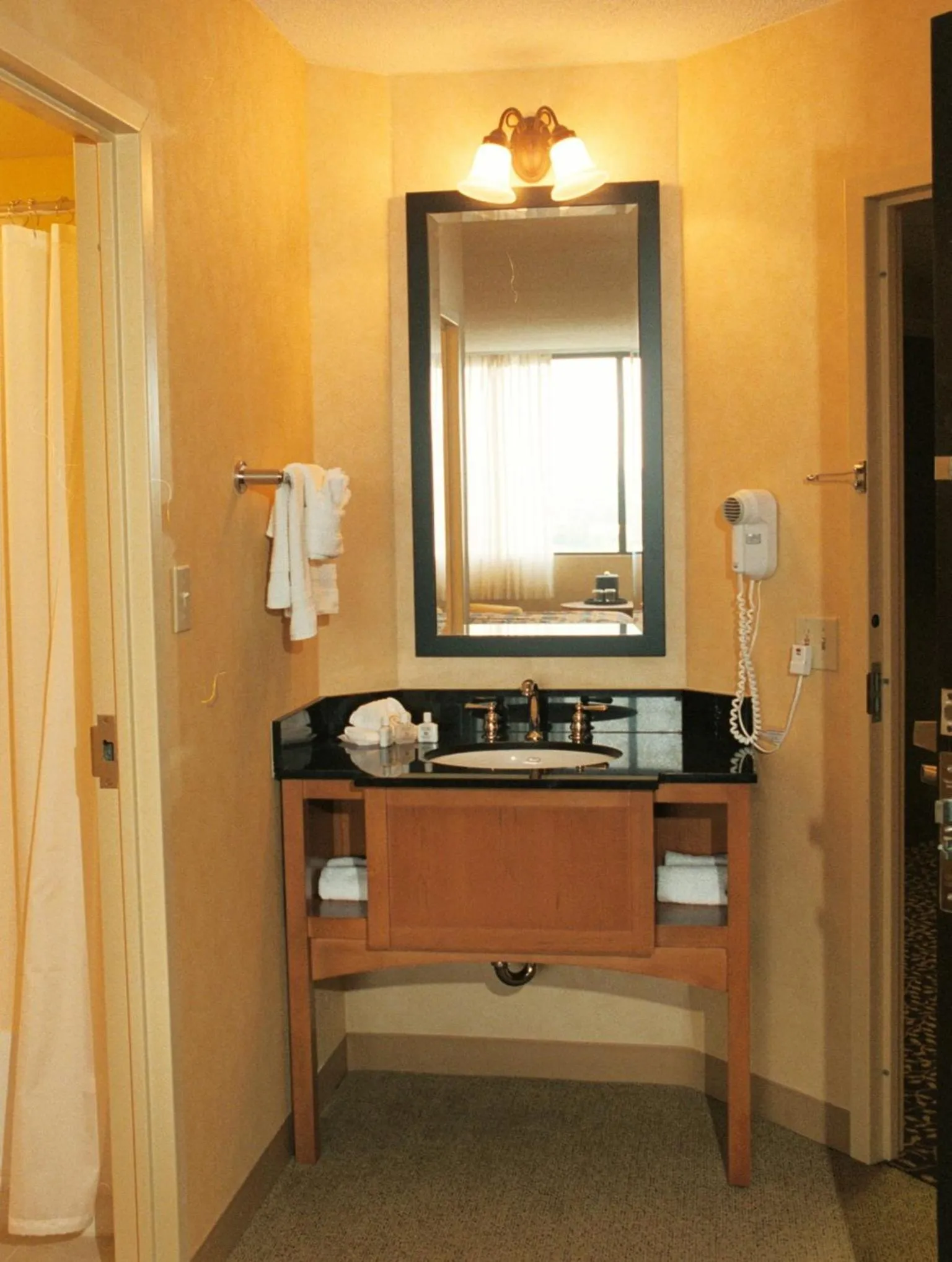 Bathroom in Millennium Maxwell House Nashville