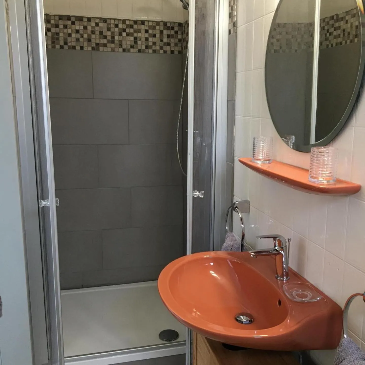 Bathroom in Pension Rehschopp