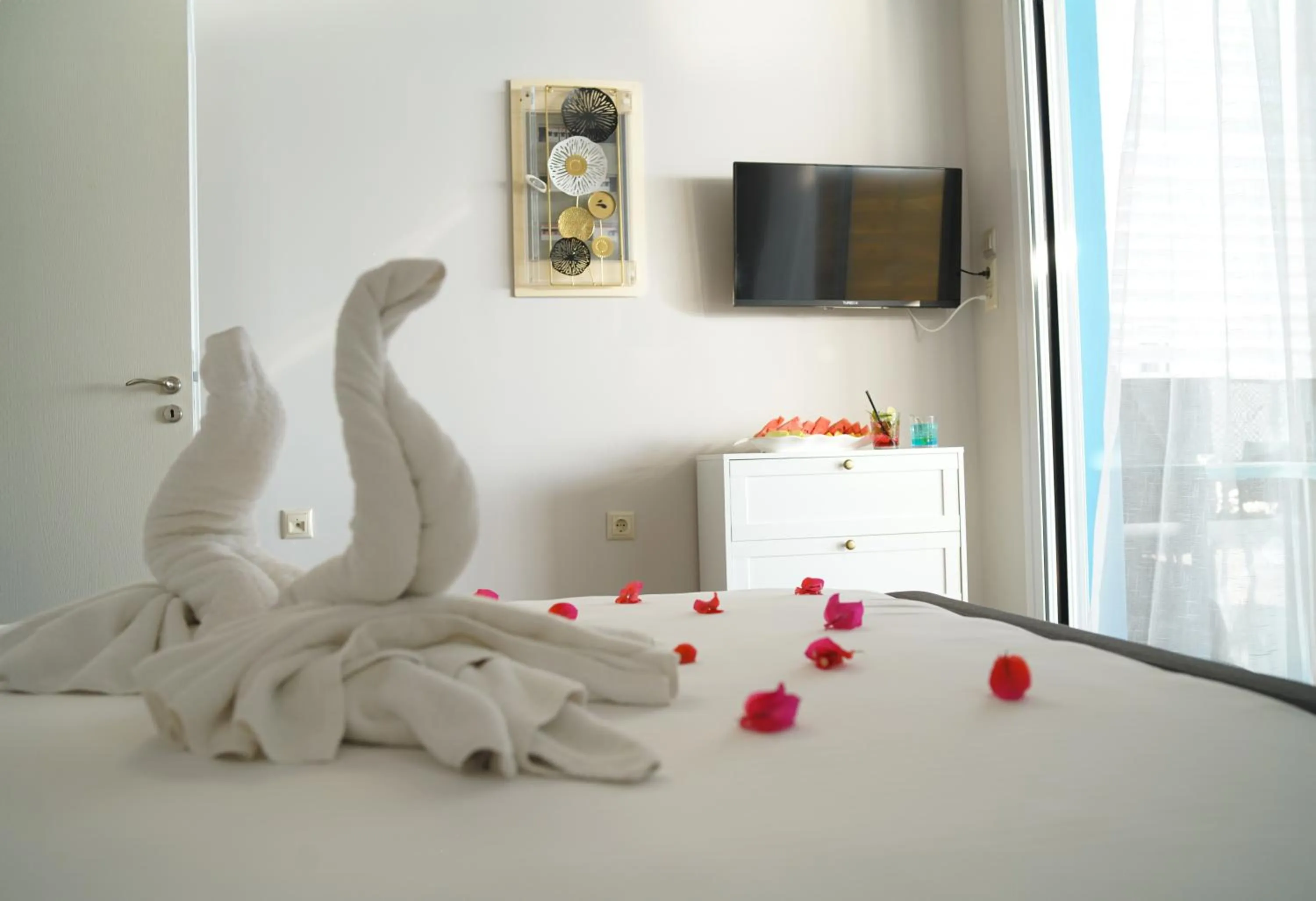 Property building, Bed in Must Boutique Hotel & Restaurant