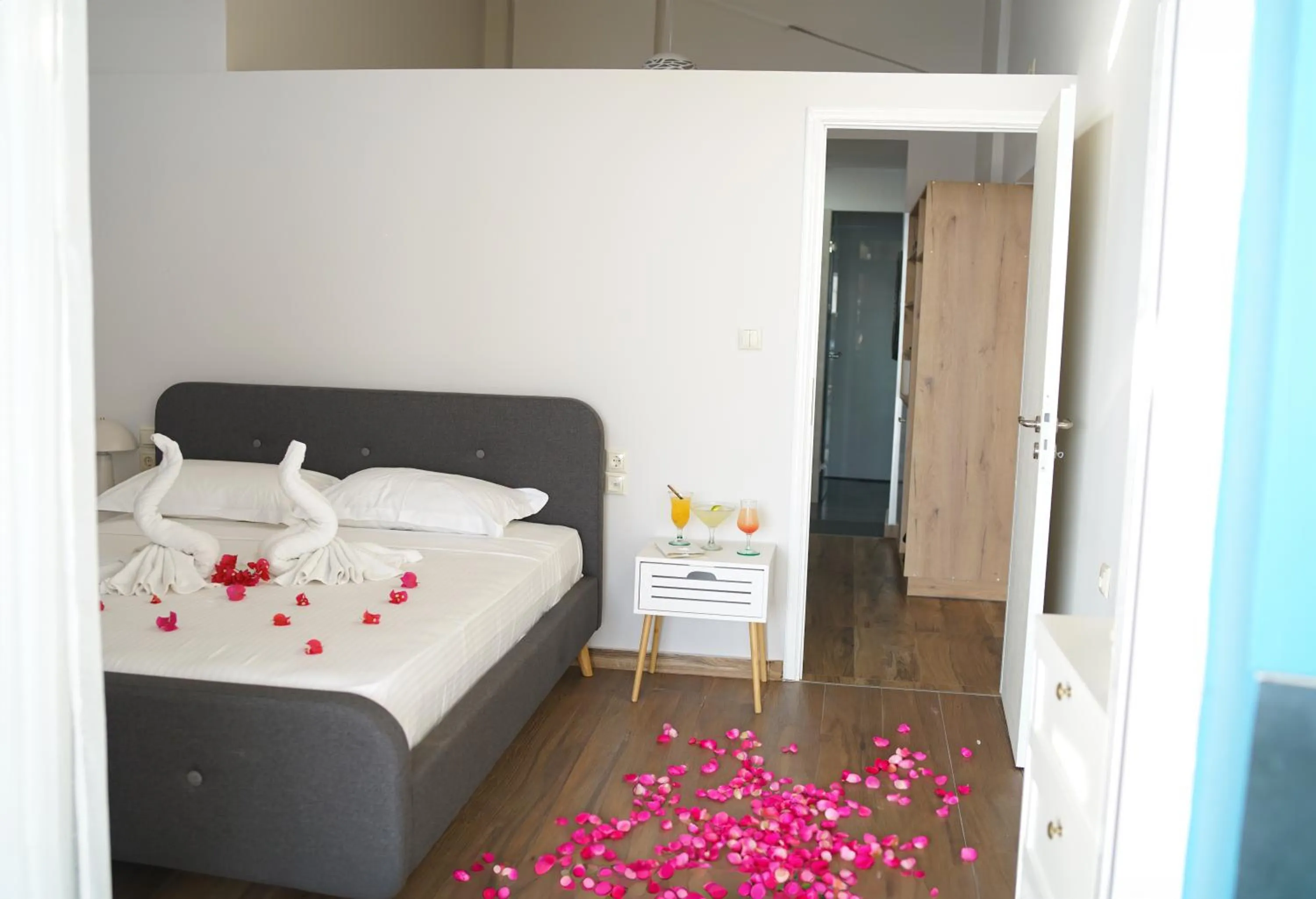 Property building, Bed in Must Boutique Hotel & Restaurant