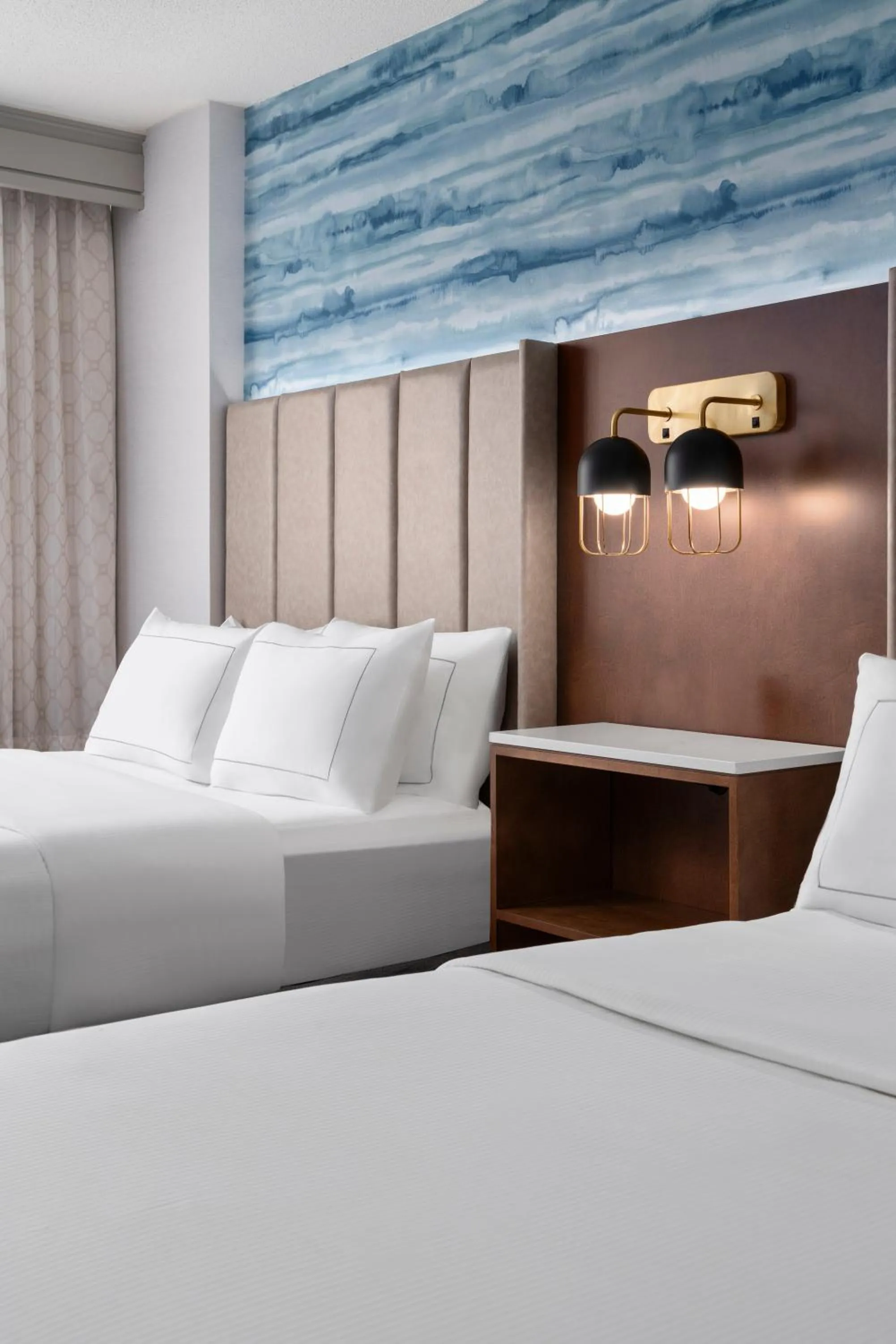 Bed in DoubleTree by Hilton Hartford Downtown