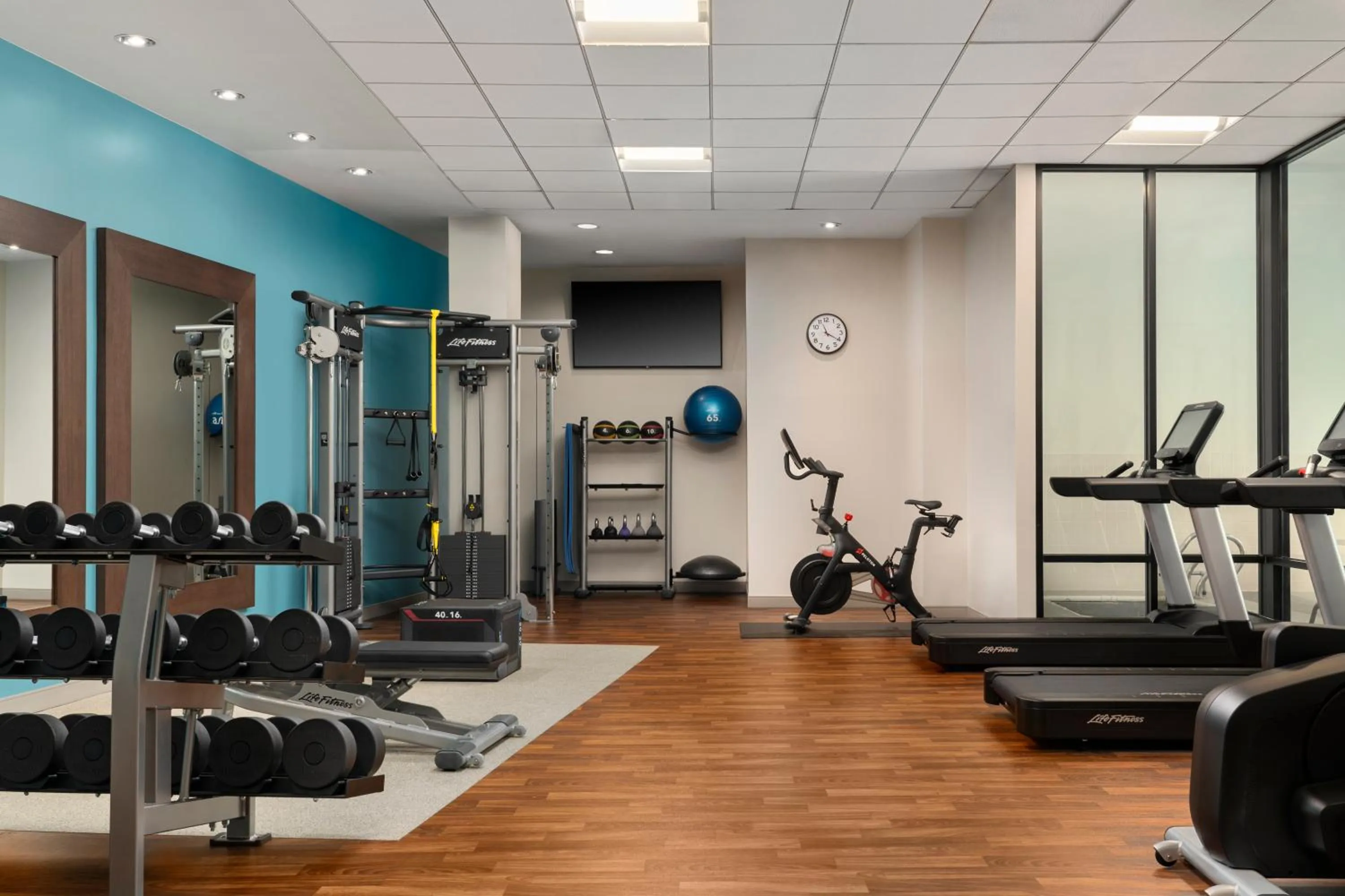 Fitness centre/facilities in DoubleTree by Hilton Hartford Downtown