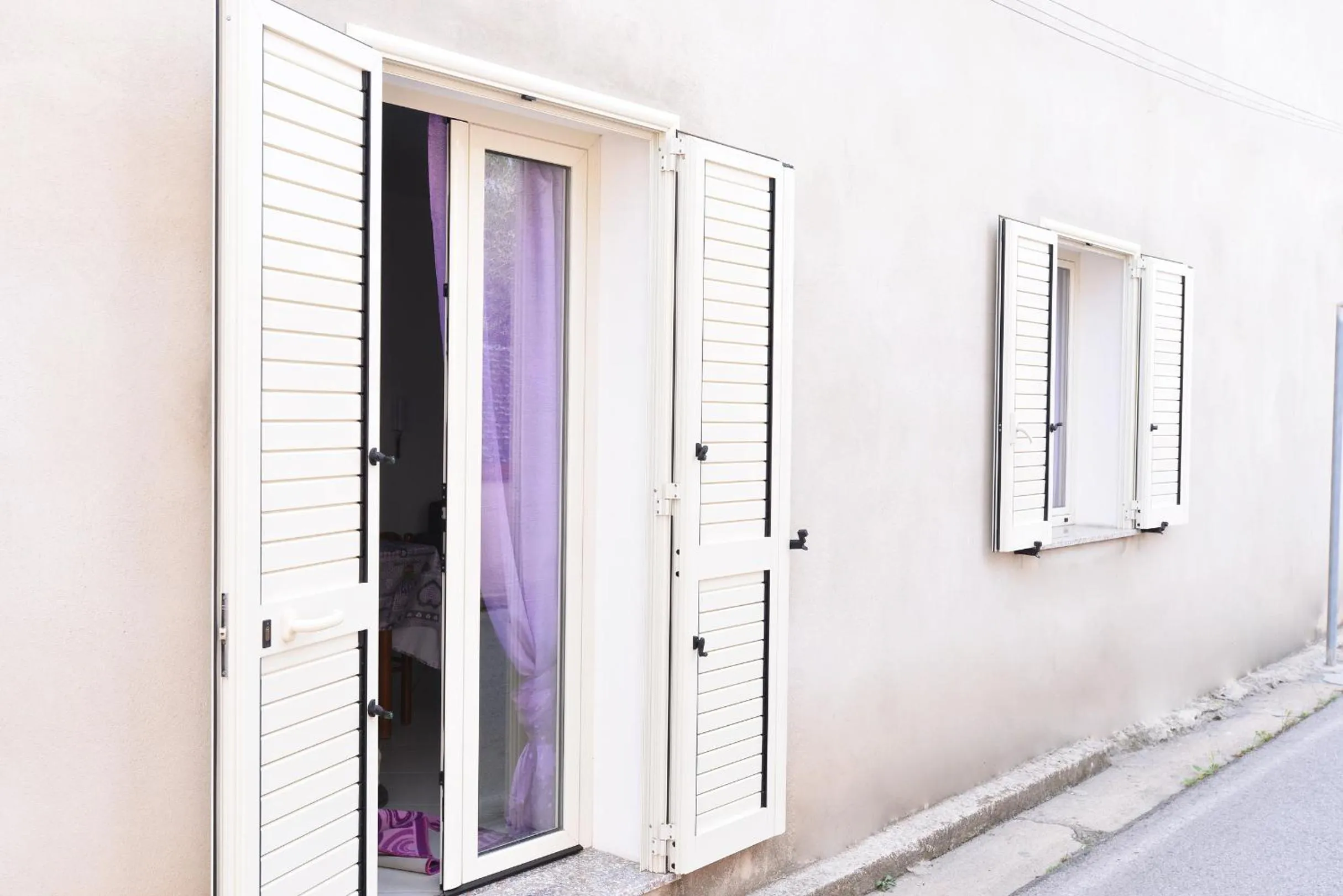 Facade/entrance in IzzHome Regina Margherita