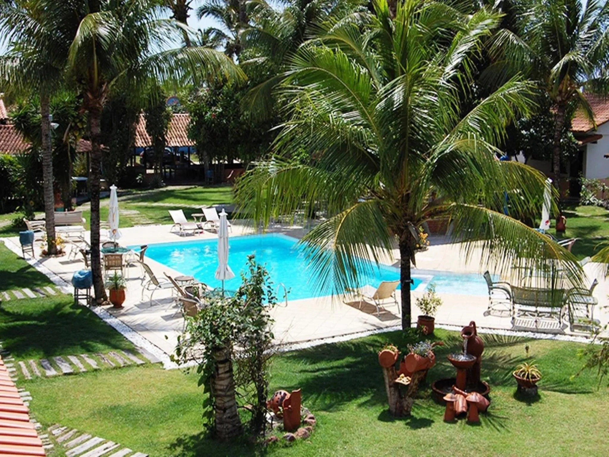 Swimming pool in Pousada Estalagem Vila Tania