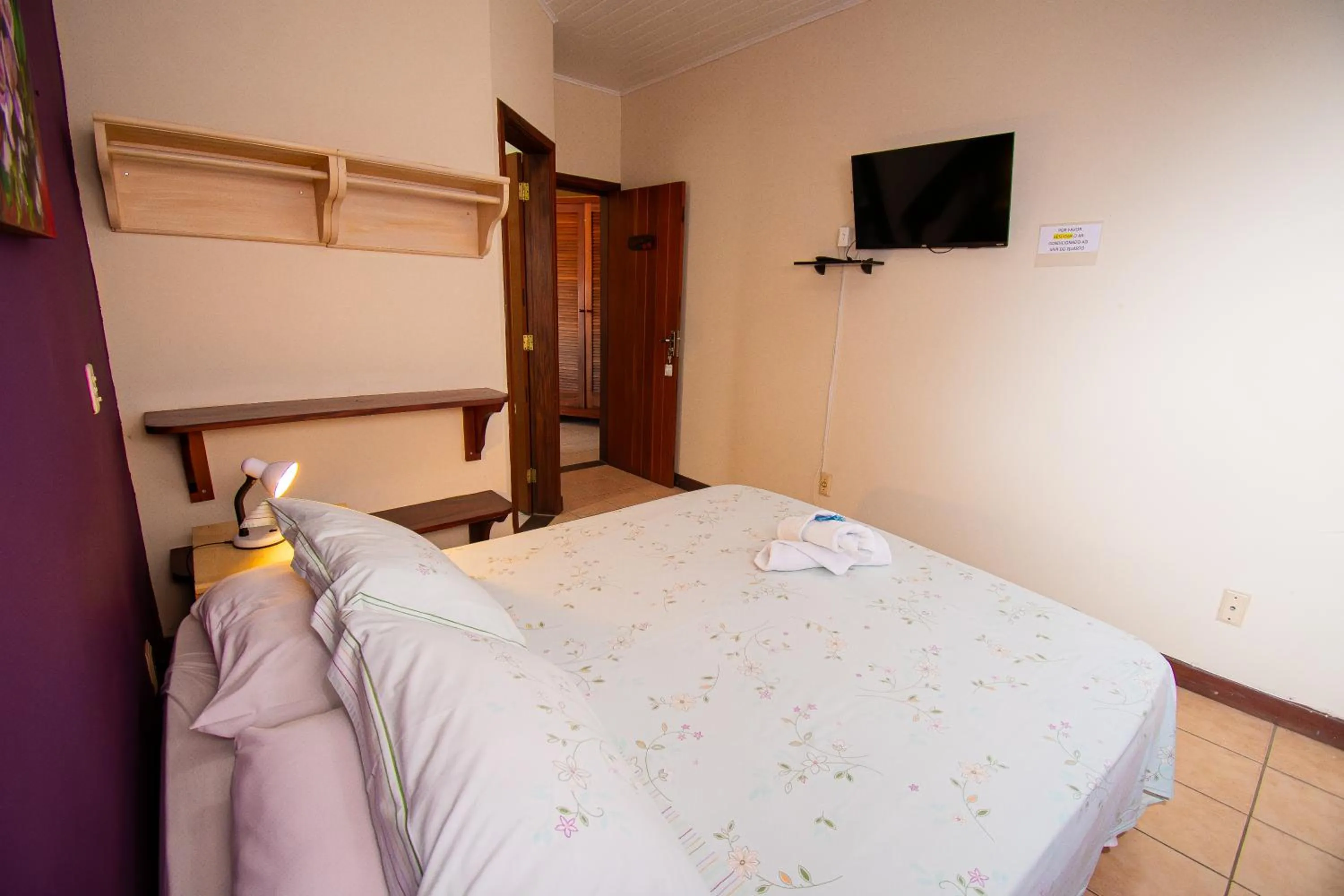 Bed in Pousada Brisa de Paraty