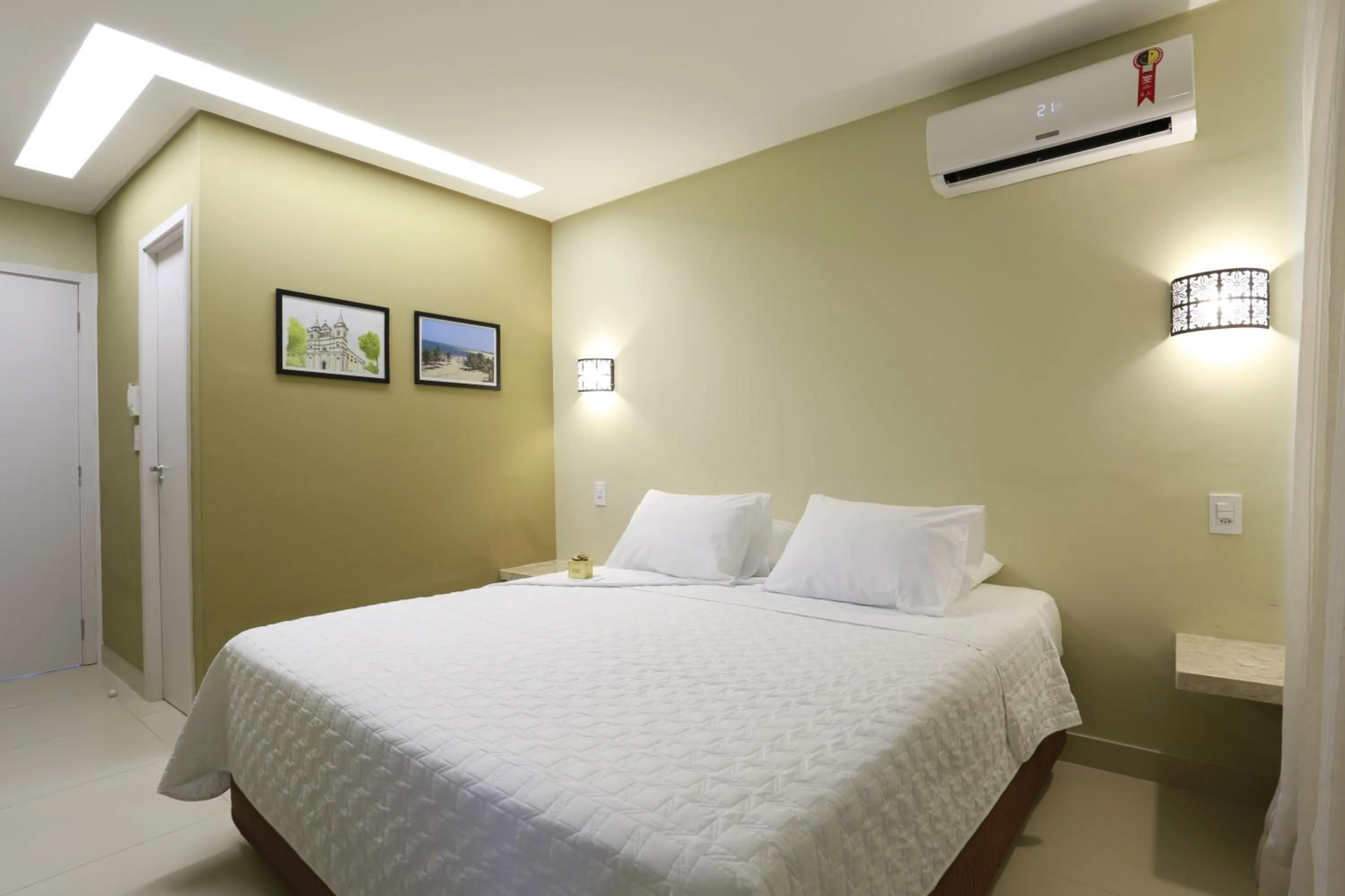 Photo of the whole room, Bed in Uchôa Teresina Hotel