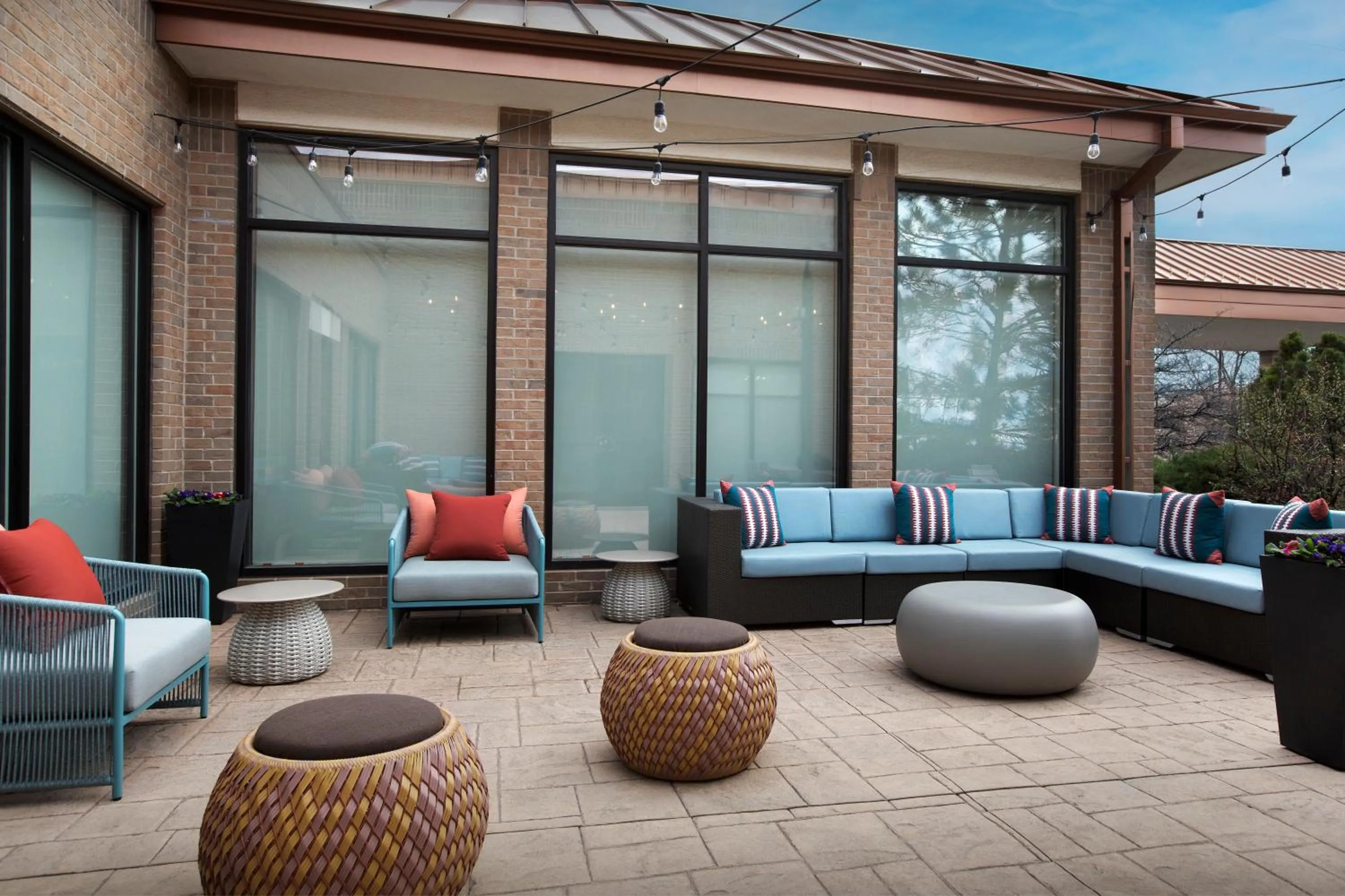 Patio in Hilton Garden Inn Denver Highlands Ranch