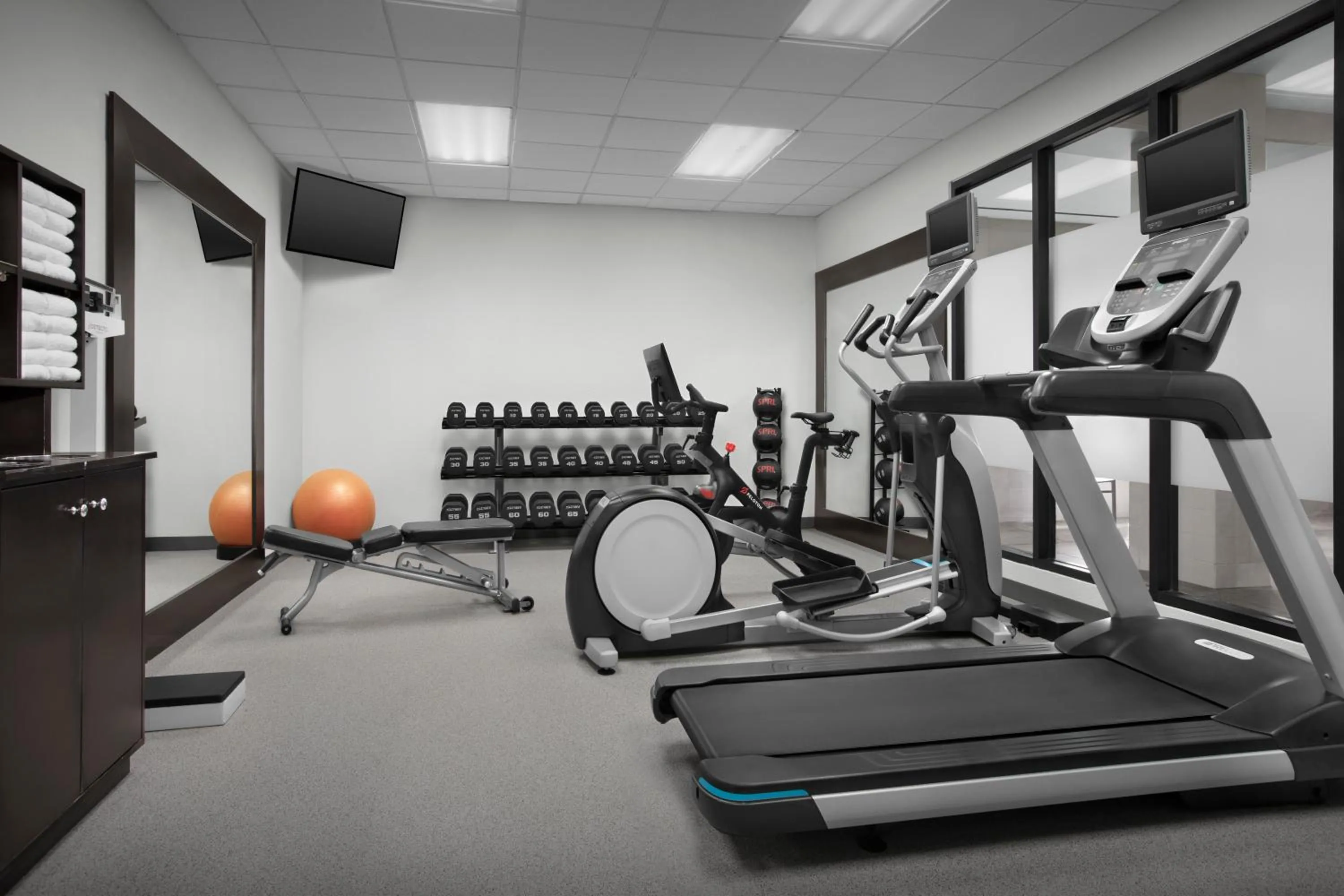 Fitness centre/facilities in Hilton Garden Inn Denver Highlands Ranch