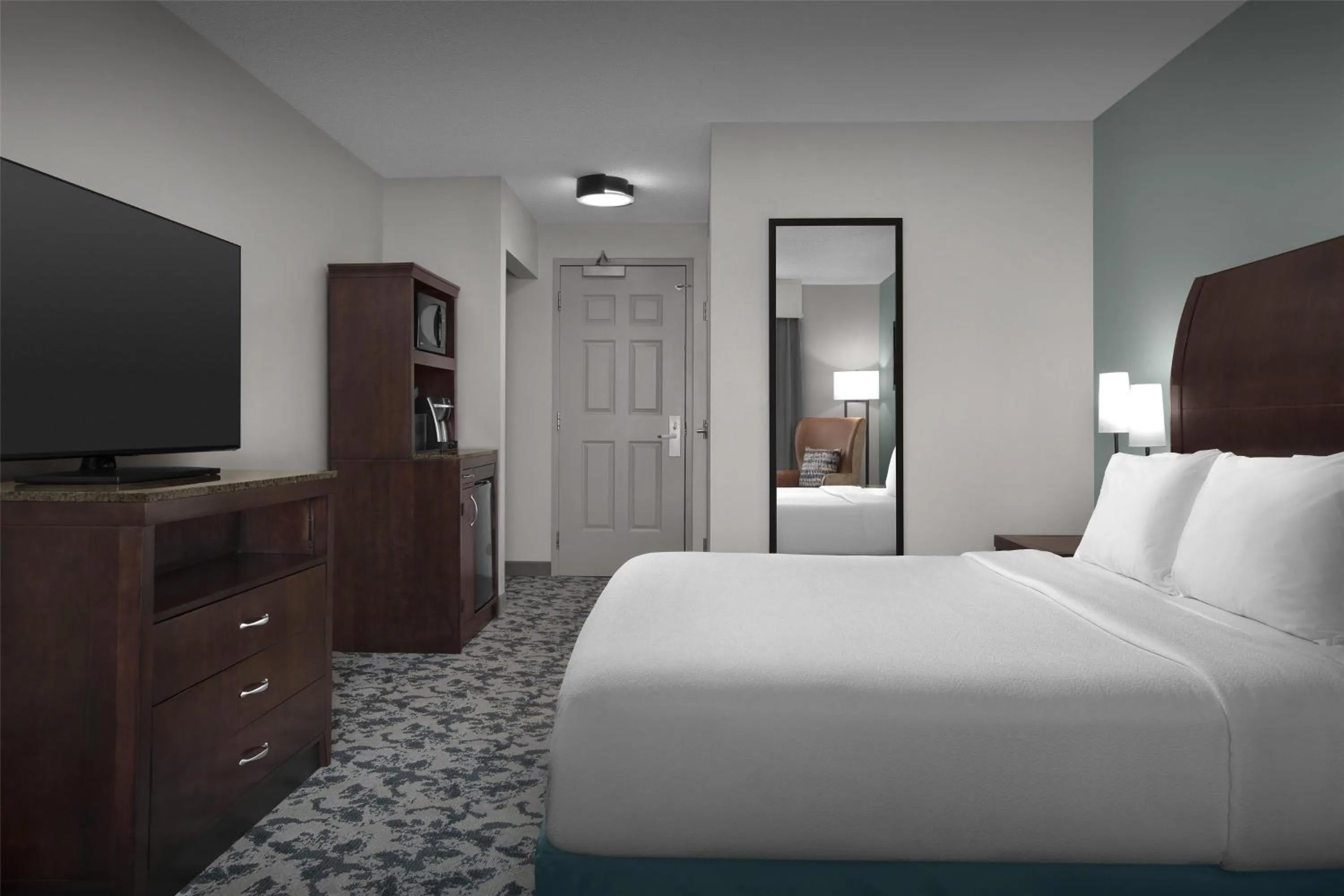 Bed in Hilton Garden Inn Denver Highlands Ranch