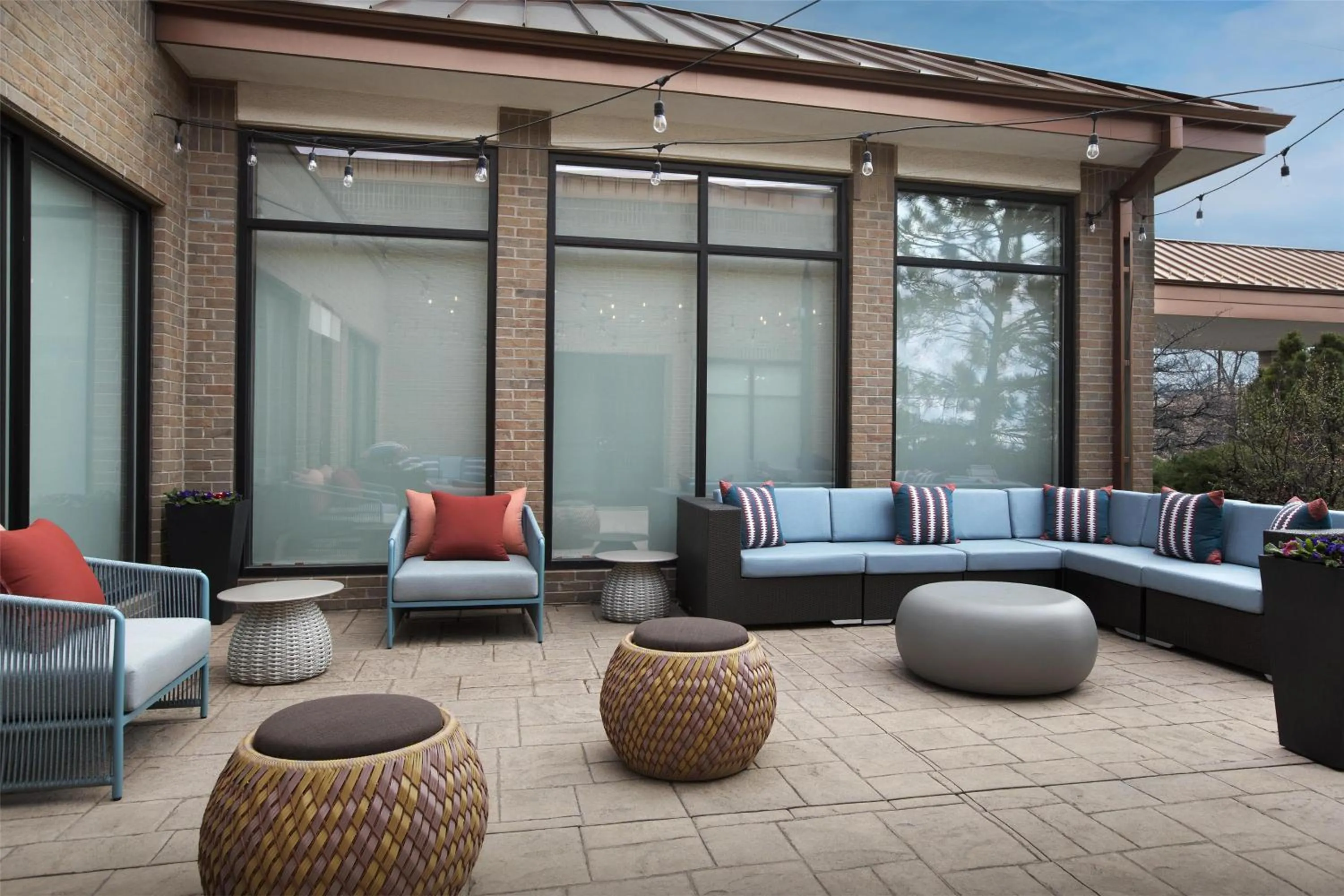 Patio in Hilton Garden Inn Denver Highlands Ranch